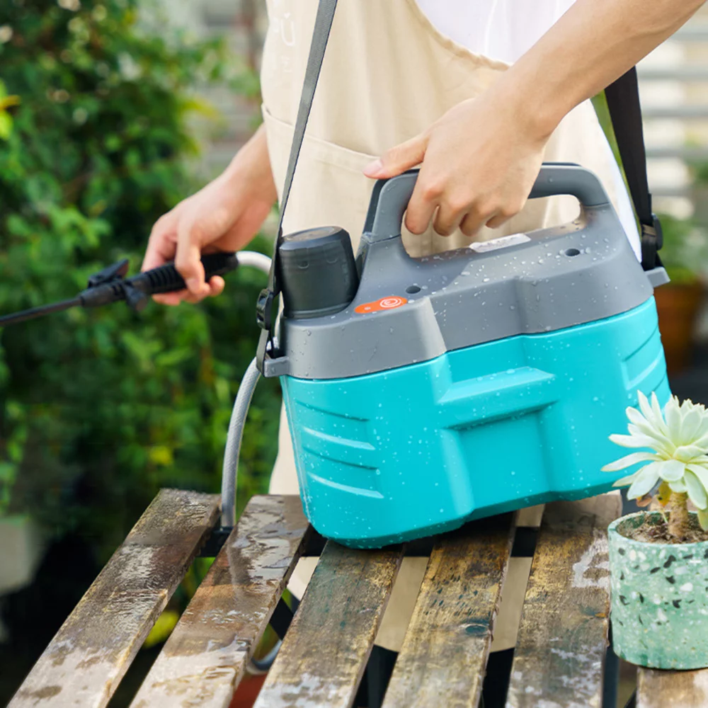 walmeck 5L Electric Sprayer Garden Sprayer Pump Sprayer with 2200mAh Rechargeable Battery Mister USB Automatic Watering Can