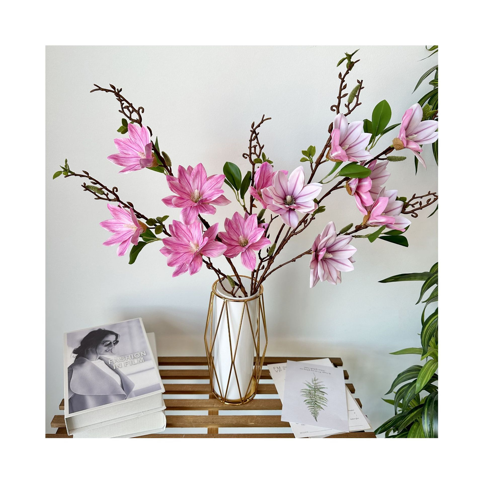 Single Branch Millennium Magnolia Xiaolongfeng Furnishing Living Room Flower Settings Wedding Wedding Wedding Flower Material