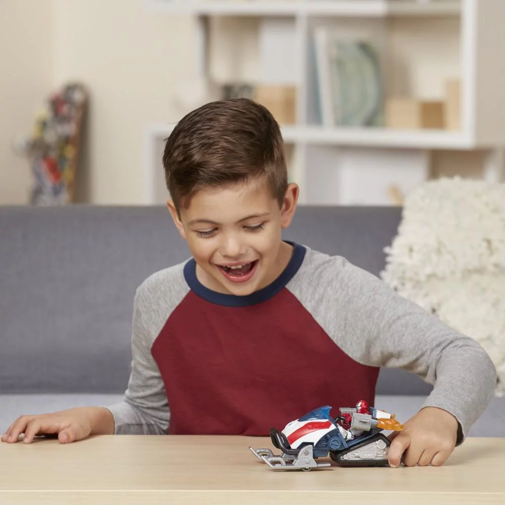 Playskool Heroes Marvel Super Hero Adventures Iron Man Arc-Tech Snowjumper