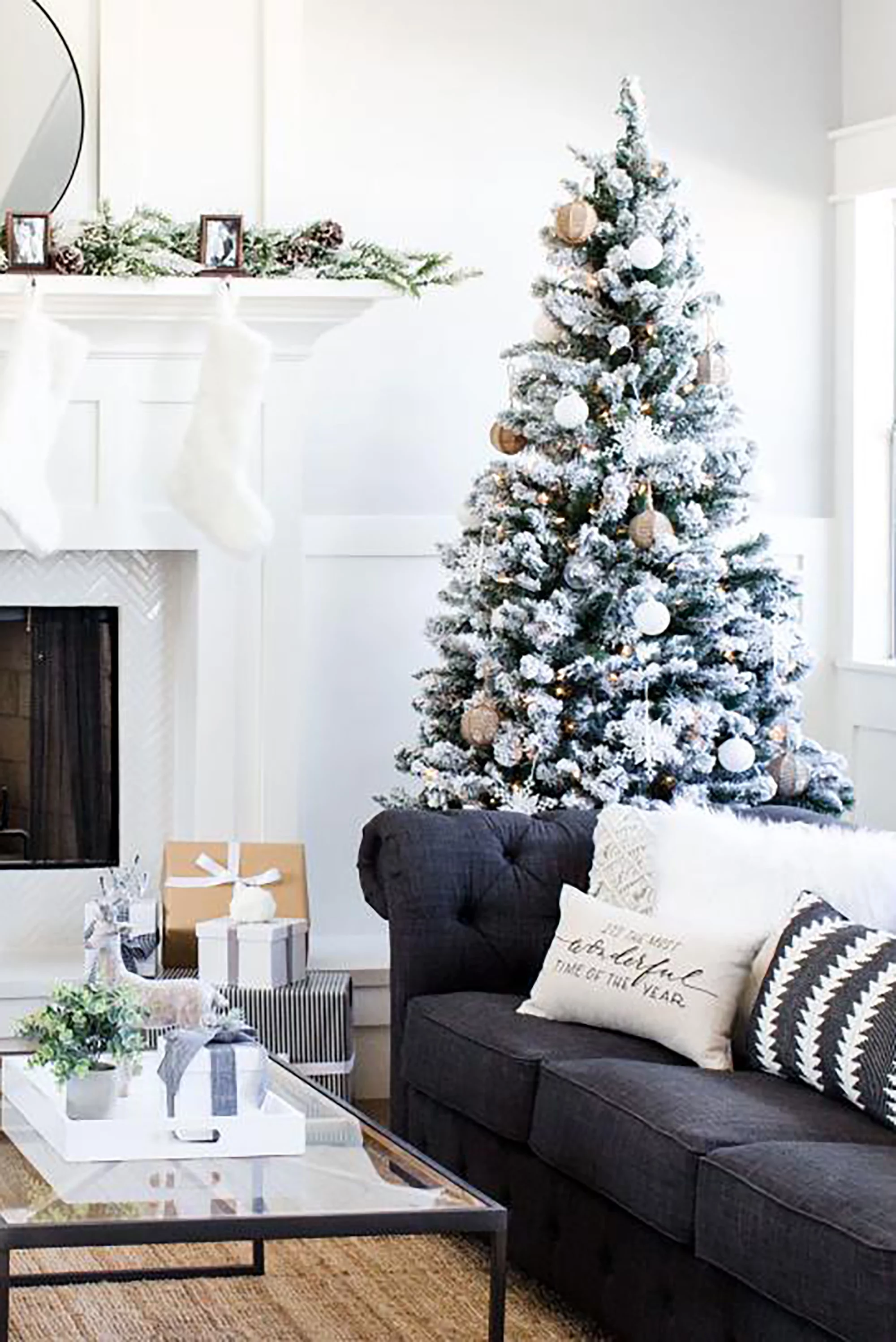 Perfect Holiday 8' Snow Flocked Artificial Christmas Tree