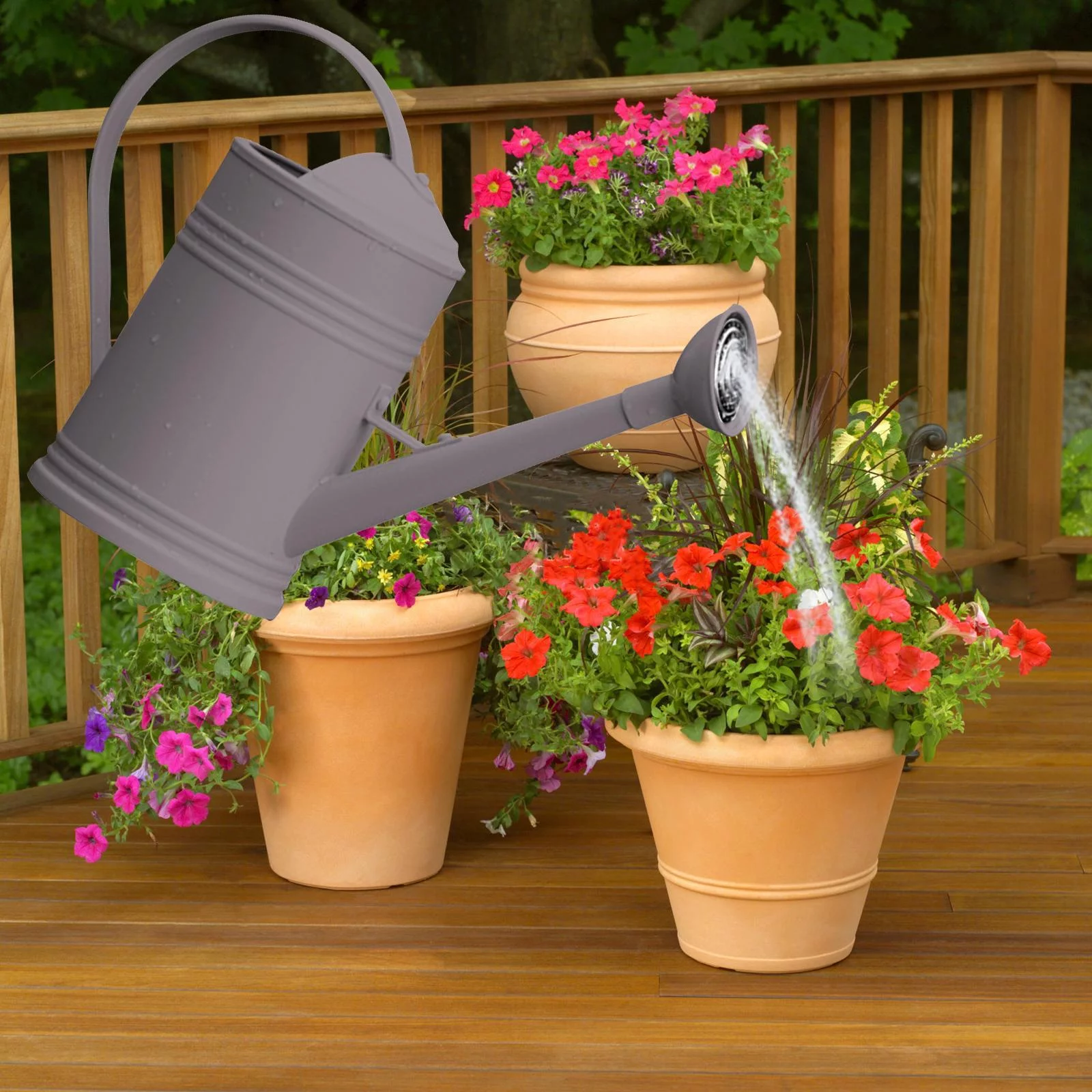 Watering Can Garden Tools Large Capacity Farm Sprinkler Head , Taupe Brown