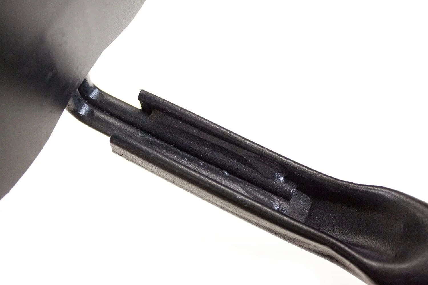 92353 12-Gauge Garden Hoe with Fiberglass Handle