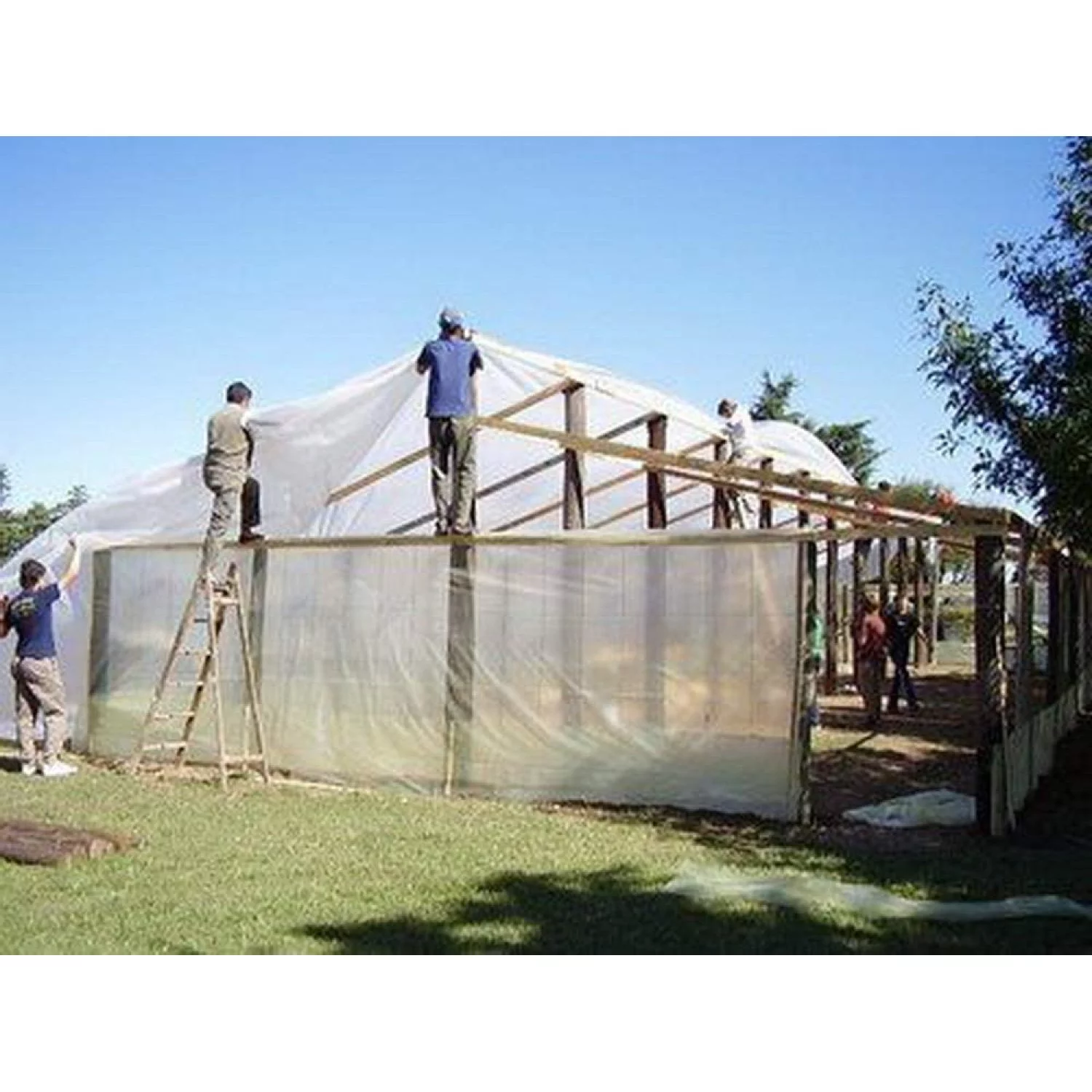 LPFEP 1554300 Long Handle Round Point Shovel