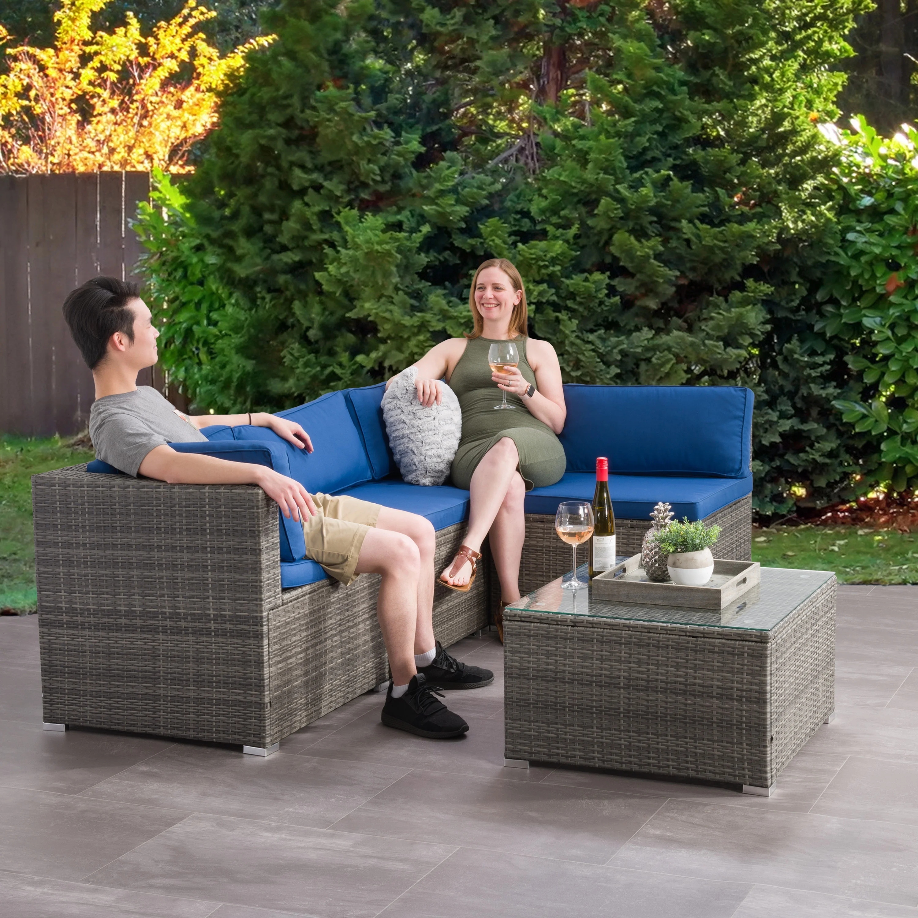CorLiving Parksville 5-Piece Resin Wicker Rattan and Galvanized Steel Patio Sectional Set with Cushions and Coffee Table, Expandable Outdoor Seating