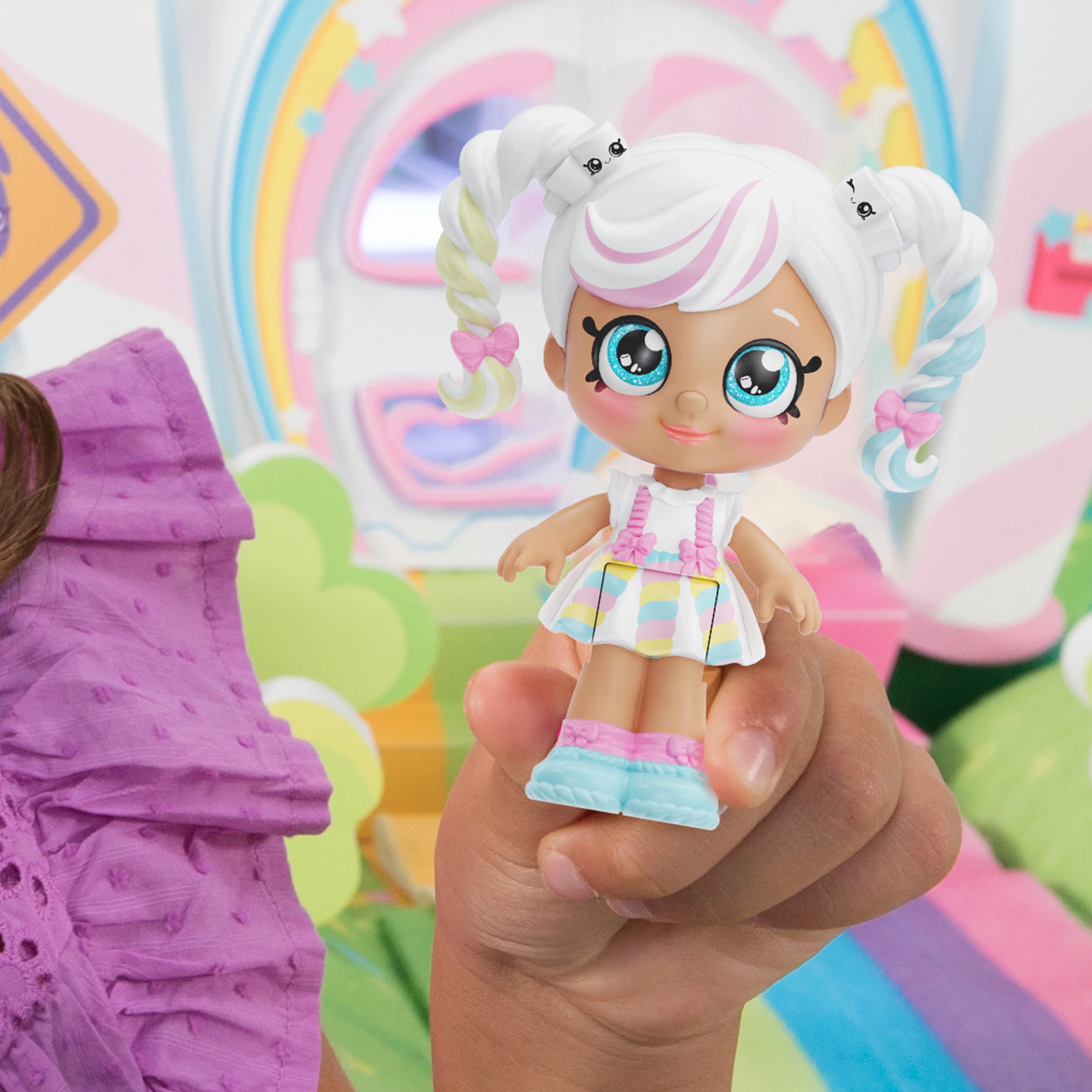 Kindi Kids Minis - Marsha Mello - Posable Bobble Head Figure 1pc