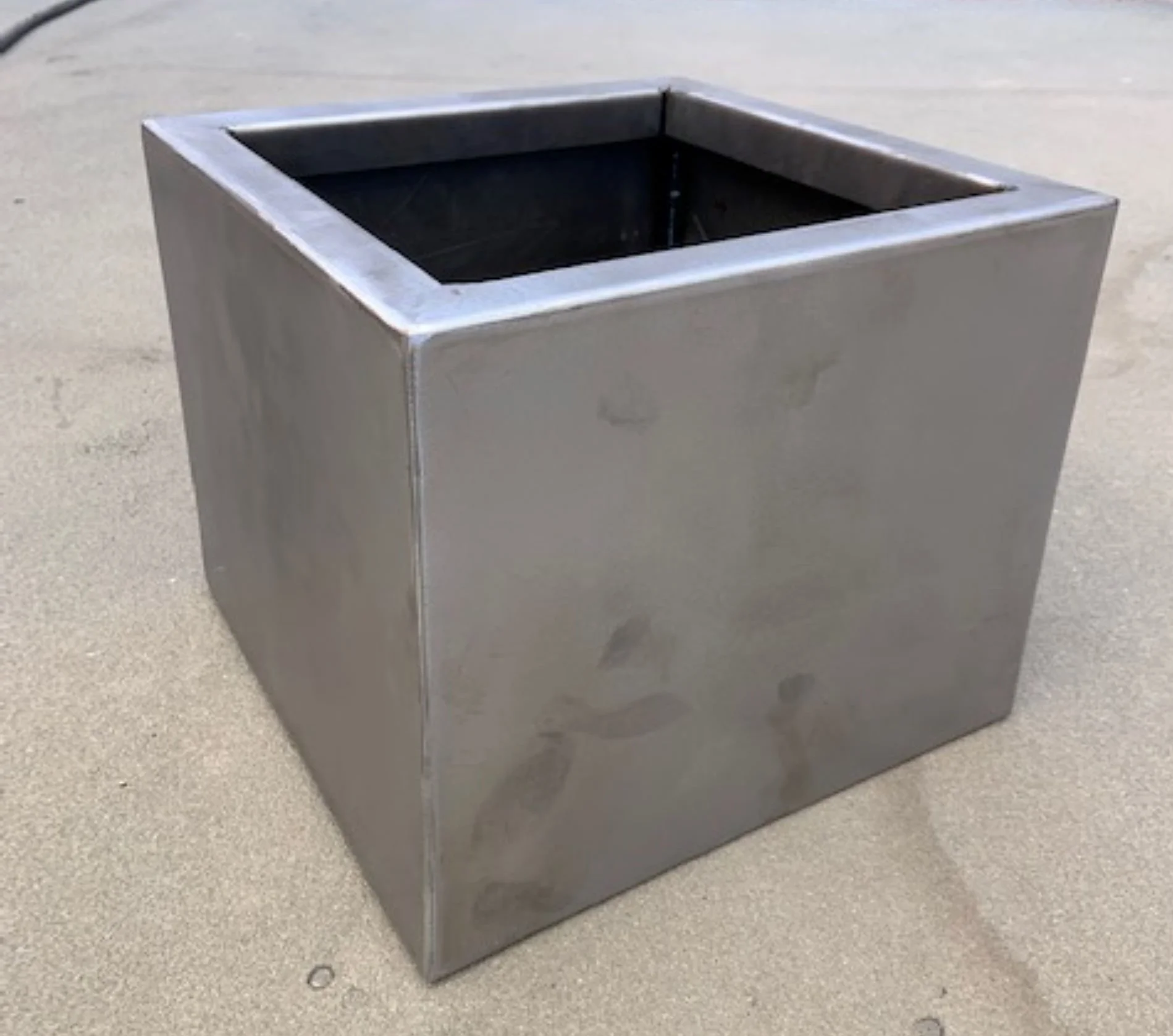 Matrix Outdoors Raw Metal Cube Planter 24x24x24