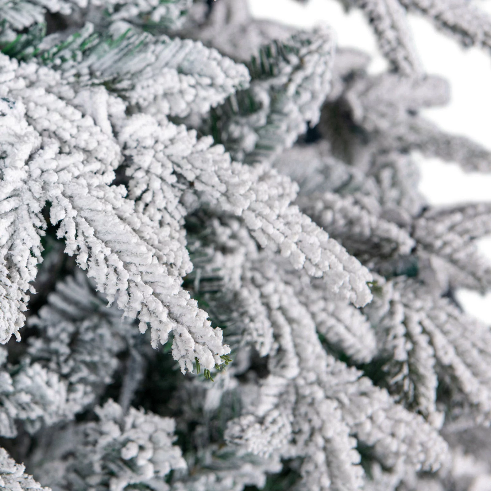 GDLF 7.5 FT Christmas Tree PE PVC Mix 1650 Tip Hinged Fir Flocked Flame Retardant Xmas Tree