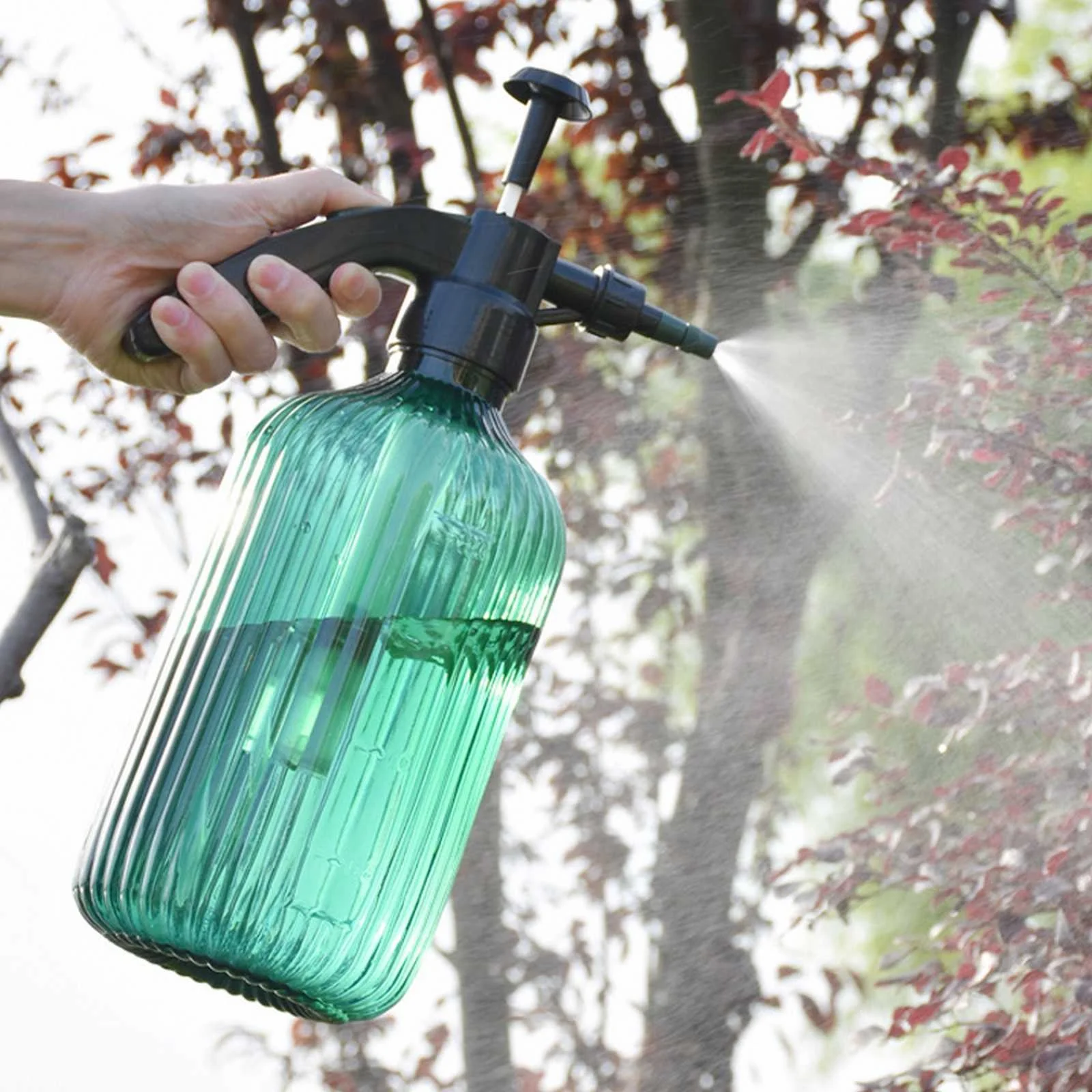 Bnnlsa Irrigation SuppliesFine Mist Spray Bottle Plastic 2L Hand Held Pressure Plant With Top Pump Empty Water Sprayer Watering Can With Adjustable Nozzle