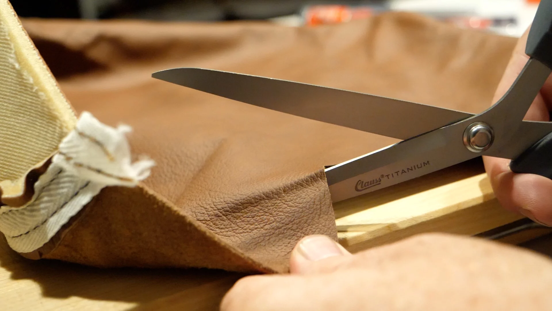 Clauss Ultraflex Titanium  Bonded Shears with Adjustable Tension, 10