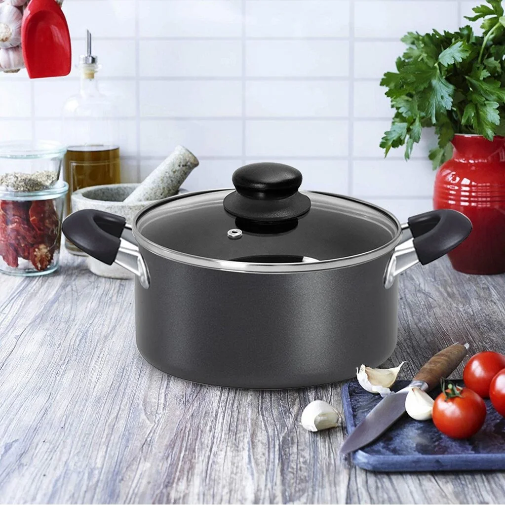 Bene Casa non-stick speckled Dutch Oven, 3.06-Quart capacity Dutch Oven with tempered glass lid, easy clean Dutch Oven 3.06 Quart