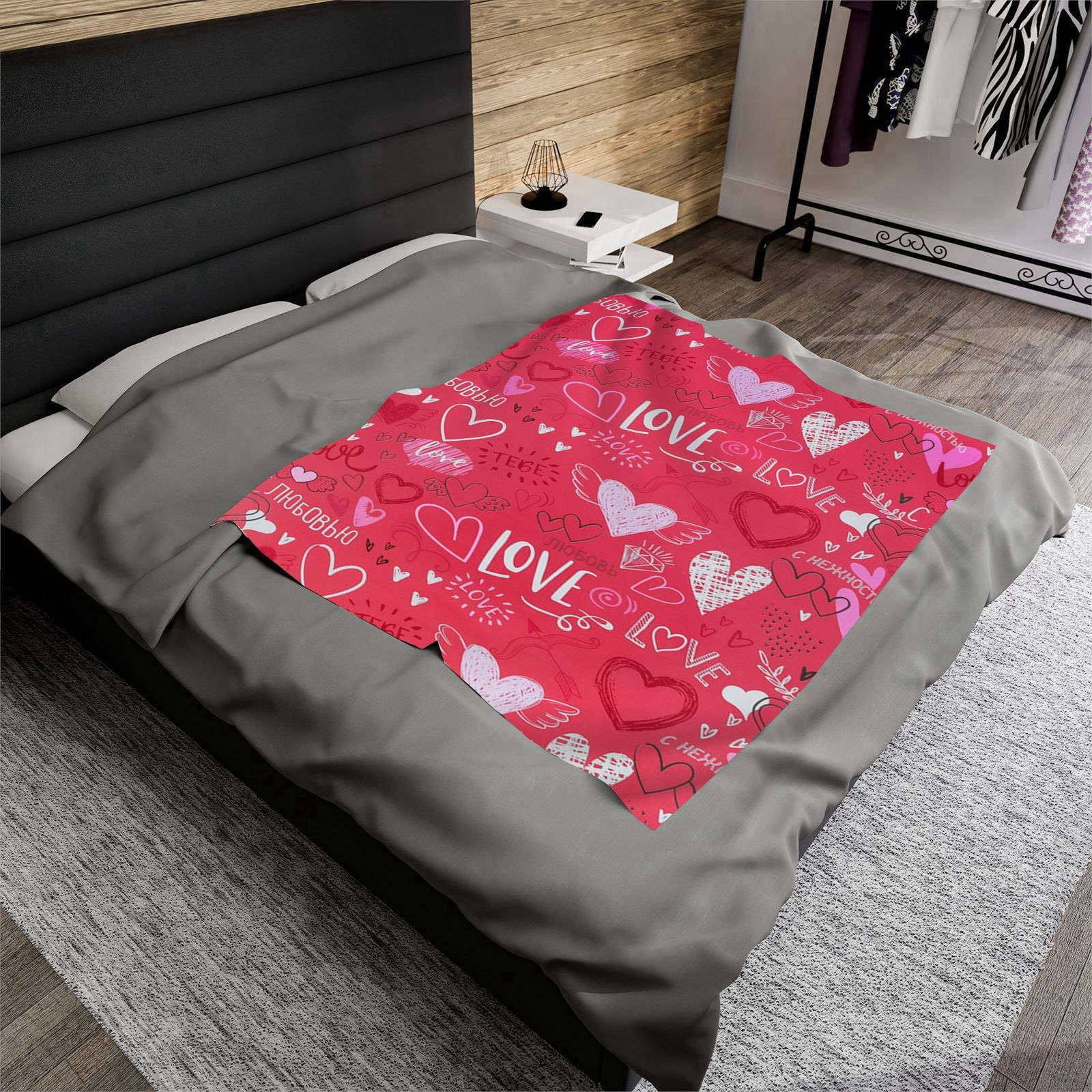 SIfdSeng Blanket for Bed Decor Pink Heart Pattern Winter Blanket Winter Flannel Blanket Valentine's Day Cute Style Suitable for Bed Sofa Sofa Travel Camping Knit Blanket