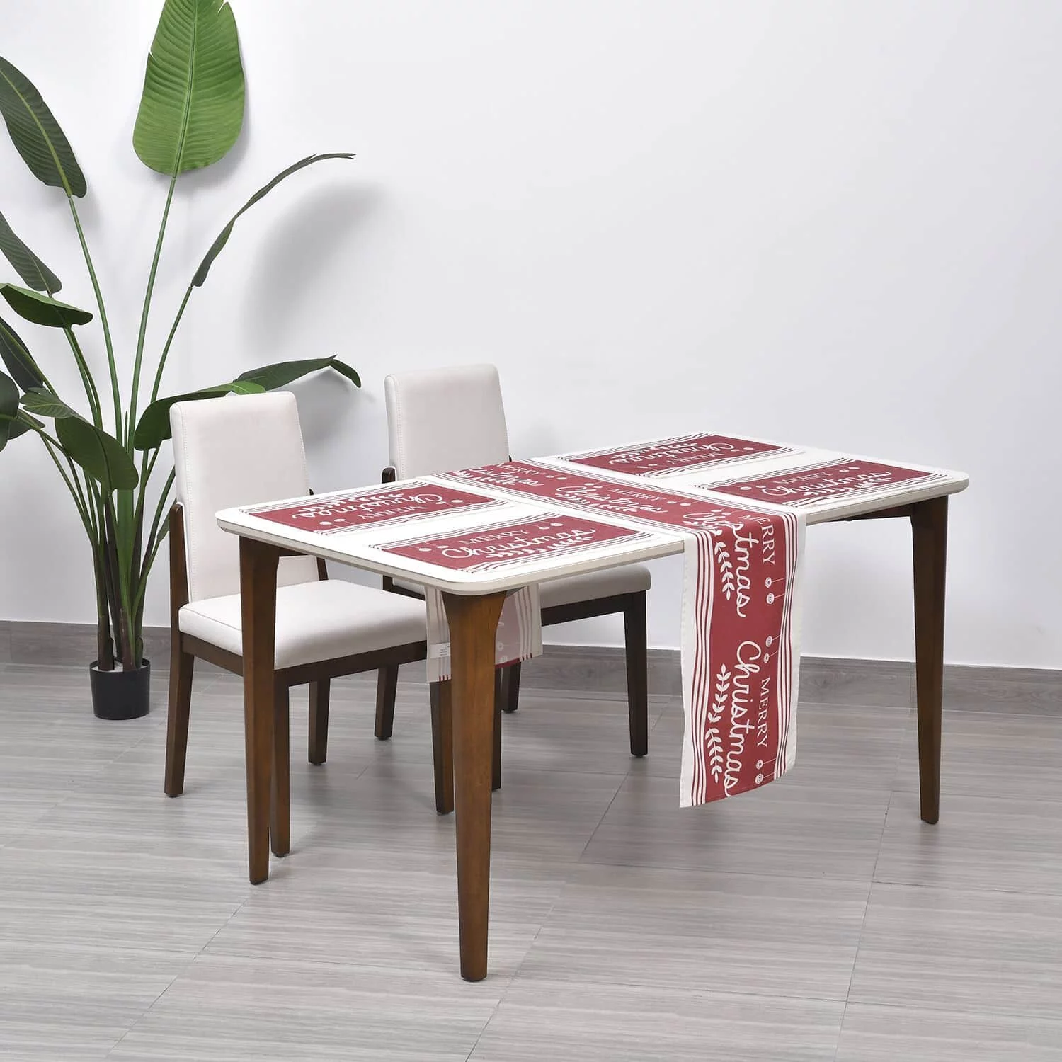 Shop LC Homesmart Merry Pattern 70% Polyester, 24% Cotton and 6% Rayon Woven Pattern Set of 4 Placement and Table Runner Birthday Gifts