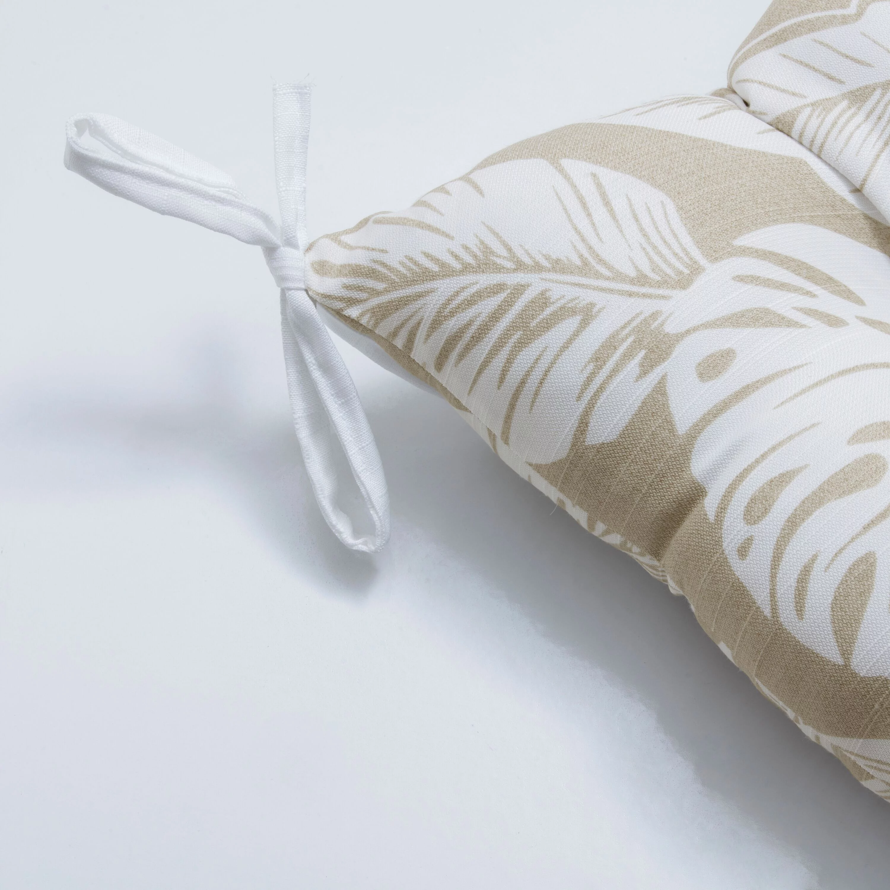 Pillow Perfect Delray Natural Wrought Iron Seat Cushion (Set of 2) - 19 X 18.5 X 5