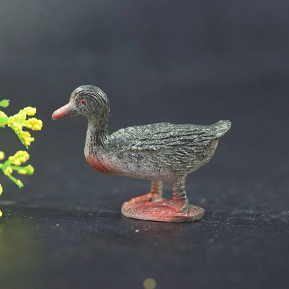 Cumbed Ana Farm Plastic Animal Figures 12 pieces Farm Yard Play Set Toy