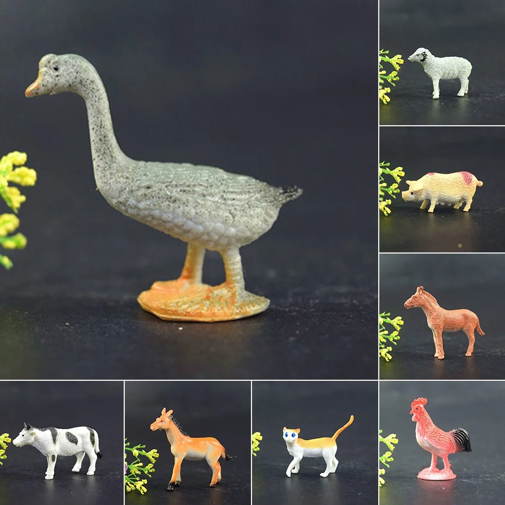 Cumbed Ana Farm Plastic Animal Figures 12 pieces Farm Yard Play Set Toy