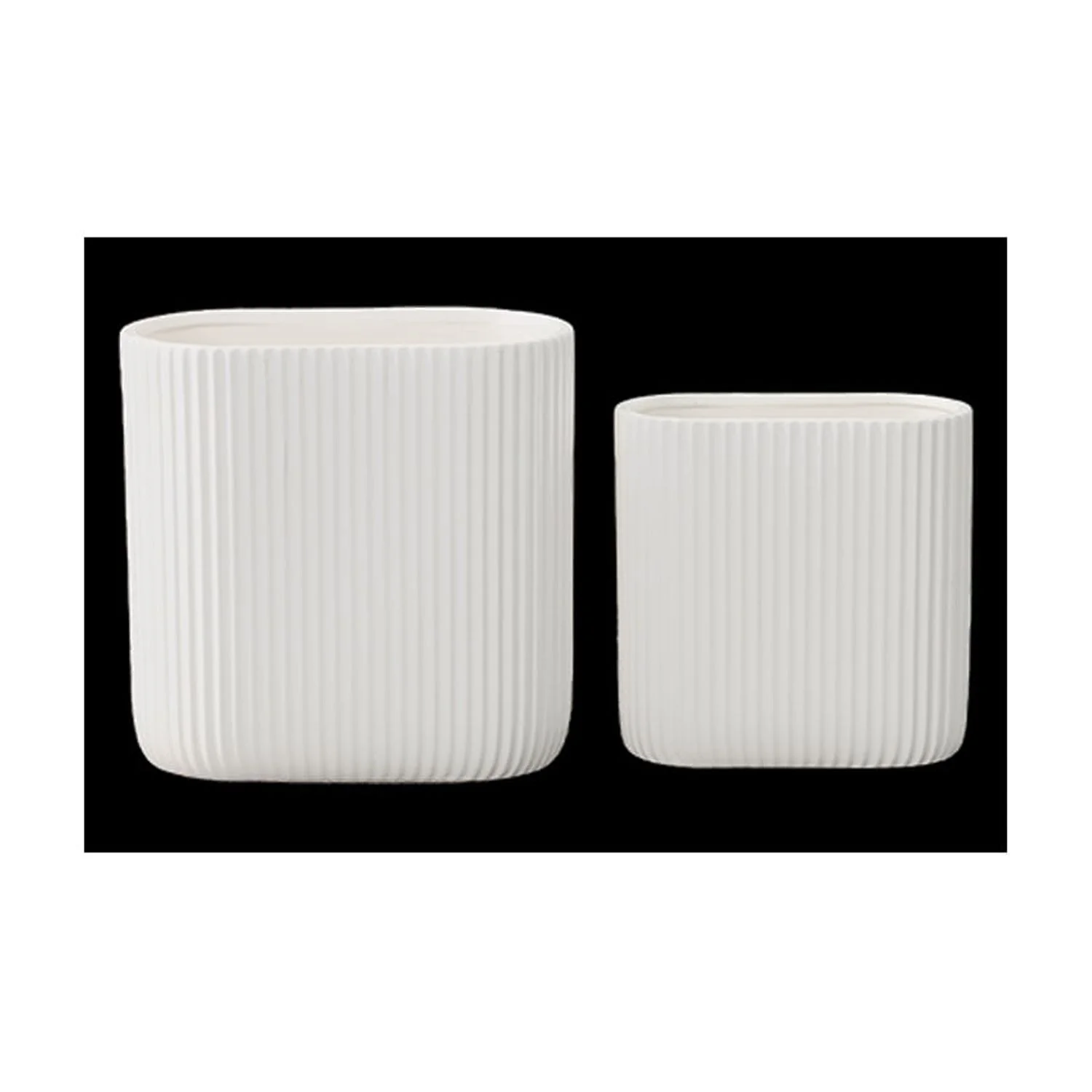 Urban Trends Ceramic Oval  Pot