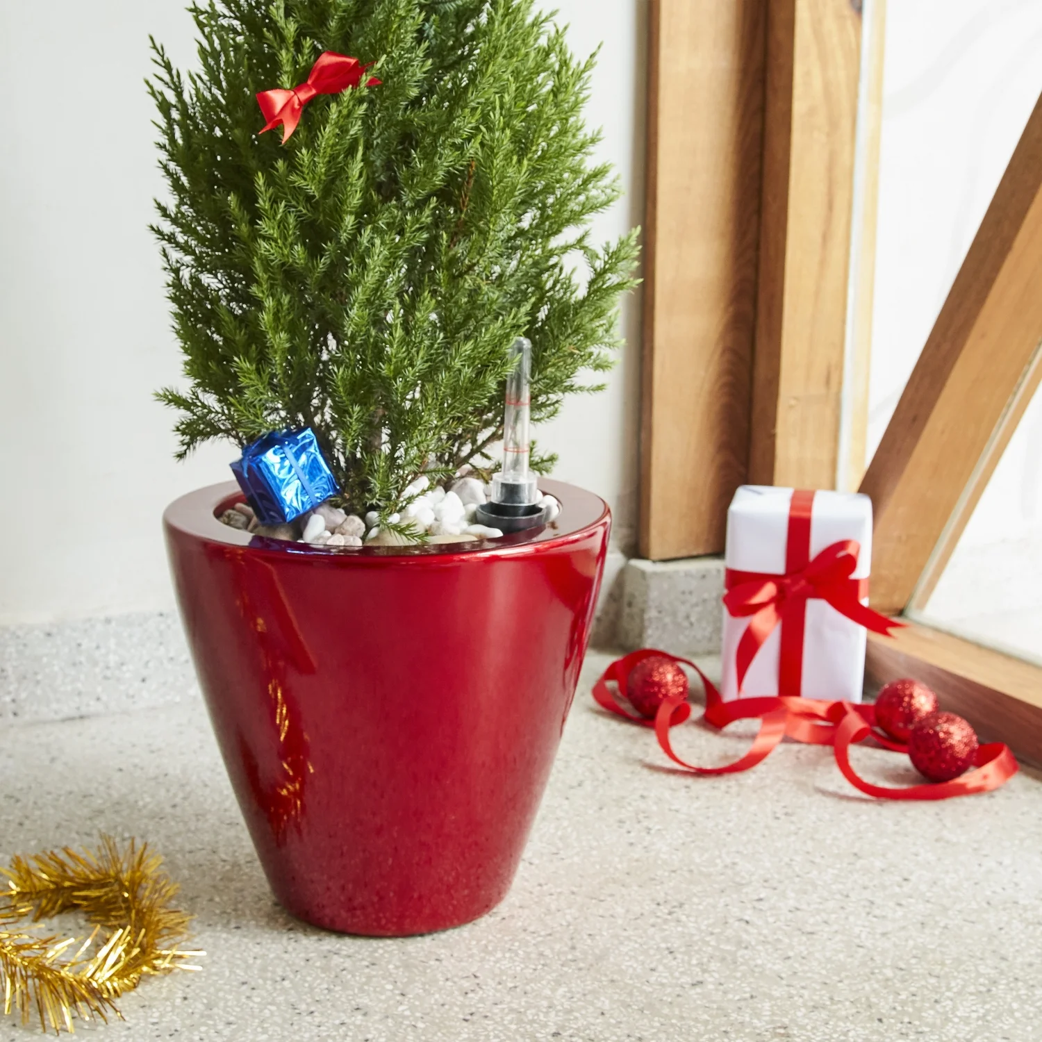 JHOOTUUO 2-Pack Smart Self-watering Planter Pot for Indoor and Outdoor - Red - Round Cone