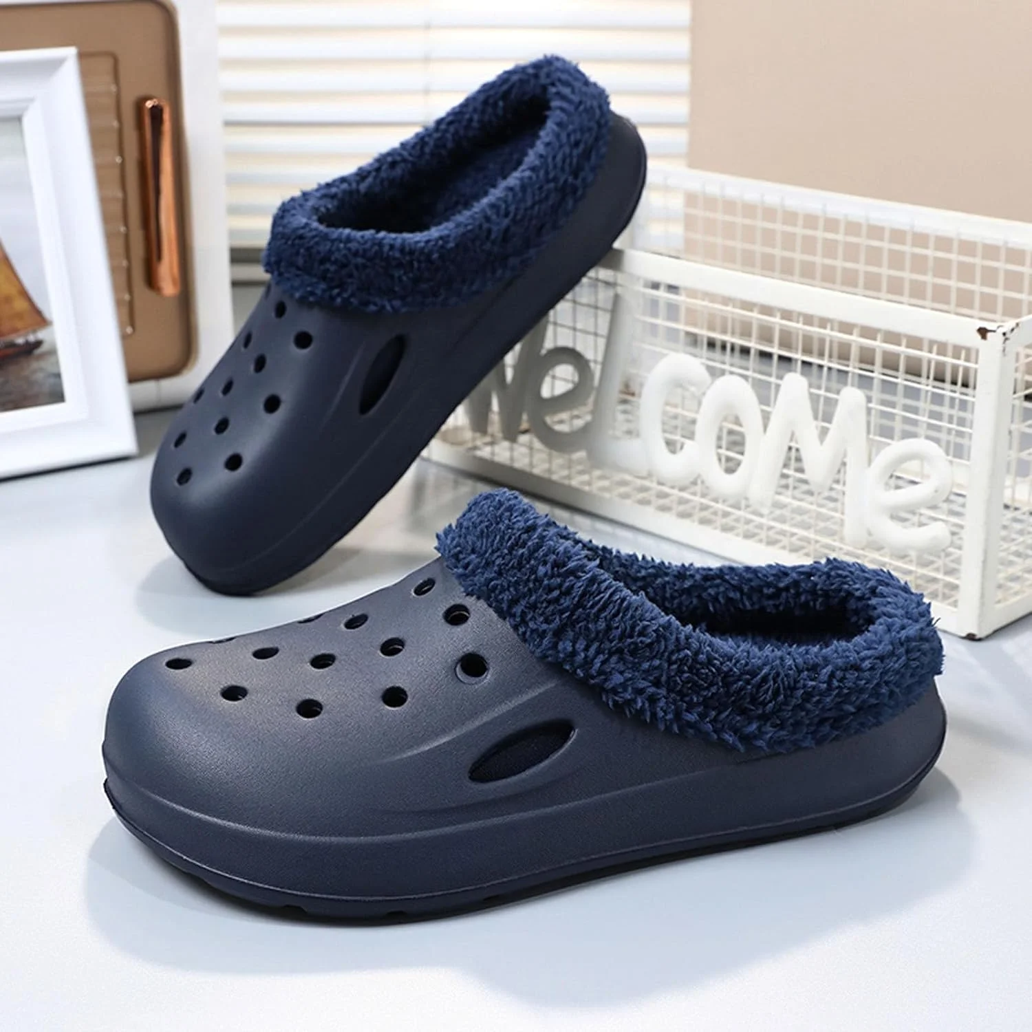 Unisex Lined  Clogs Garden Shoes Winter Fuzzy Slip On Home Slippers Fleece Lined Mules Indoor Outdoor Slides