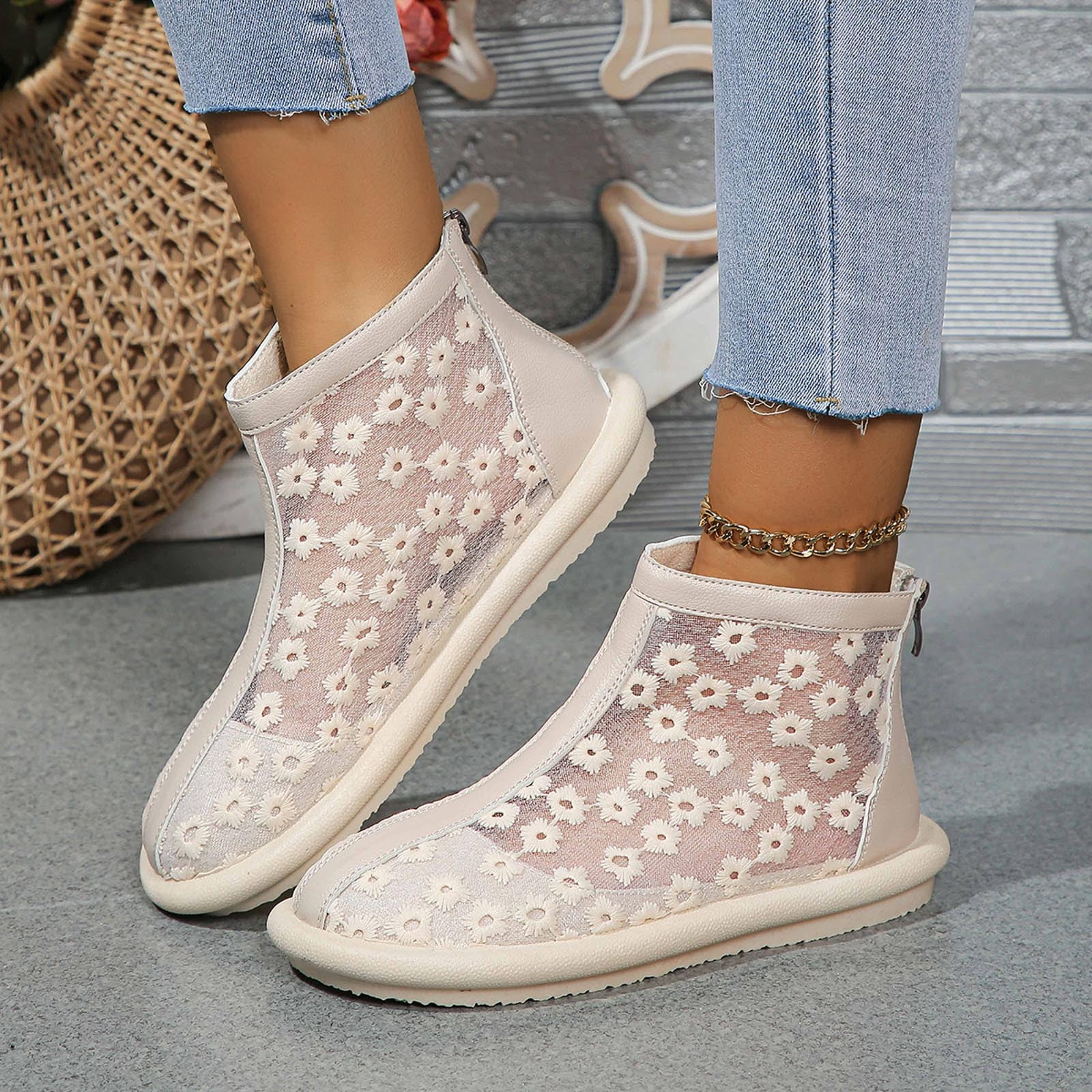 Clearance on Sale, Women's Summer Fashion Mesh Pointed Toe Breathable Solid Color Casual Shoes Lightweight Comfortable One Foot Stirrup Shoes Shoes That Women Like