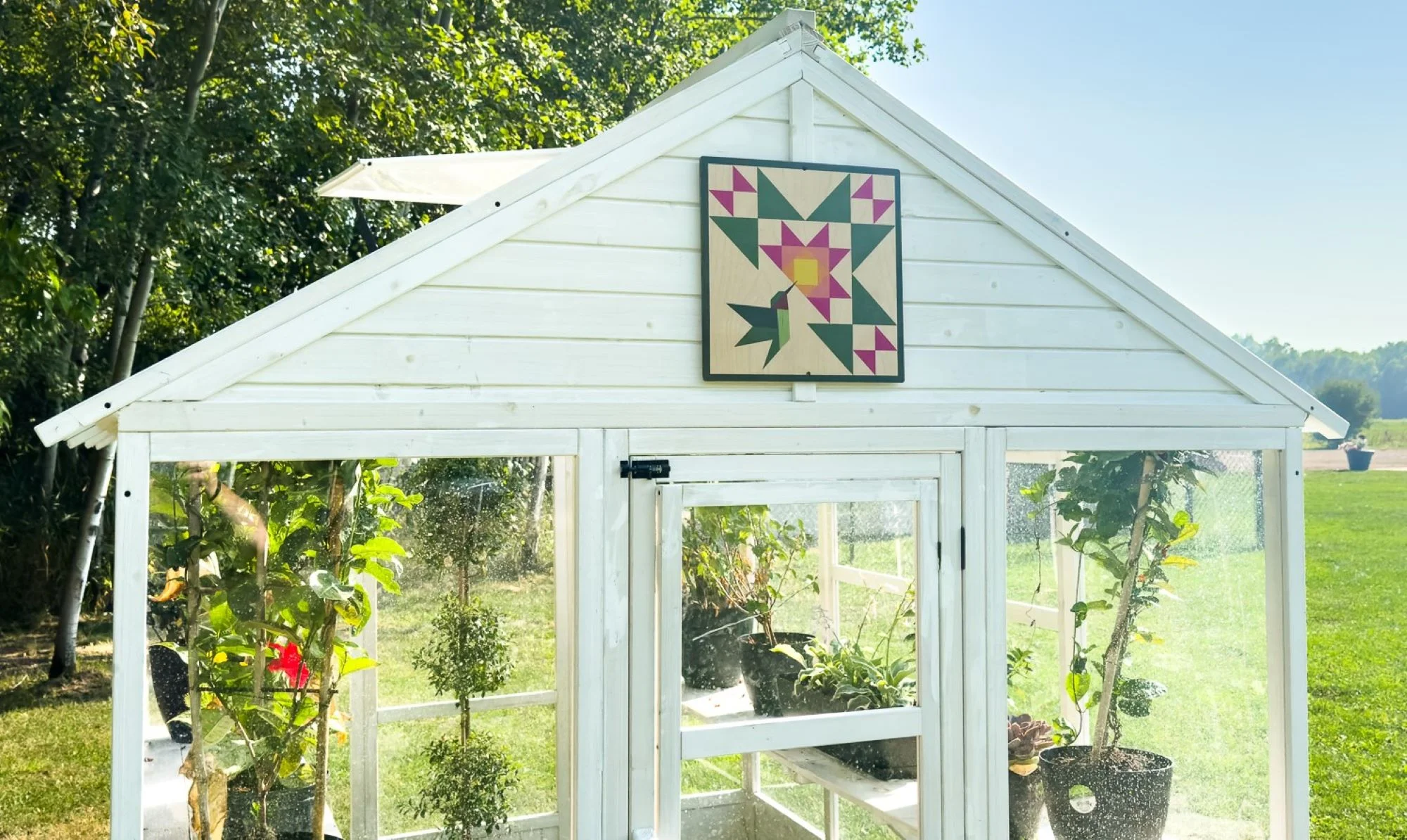Zylina Greenhouse & Garden Art - Hummingbird Quilt