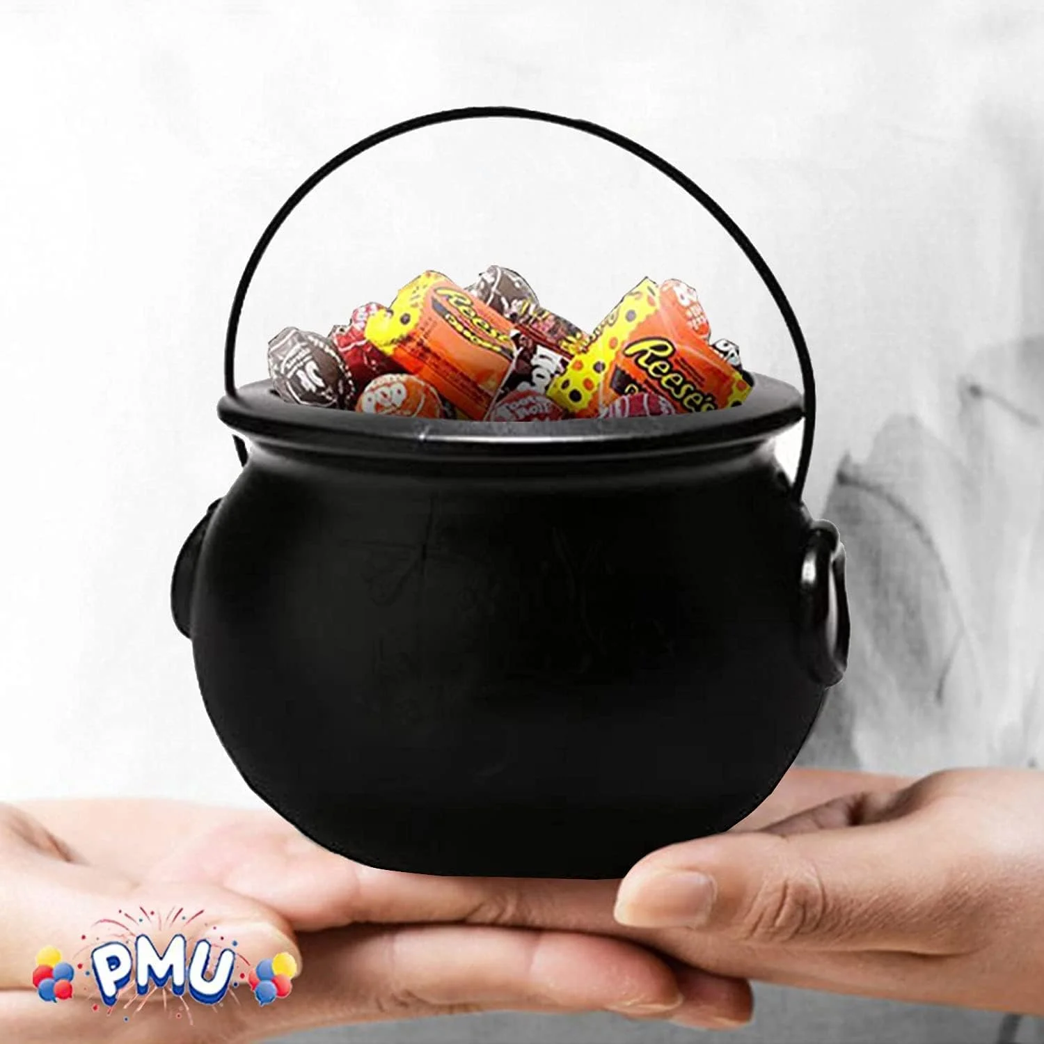Cauldron - Cauldron Plastic Pot & Bucket - Party Favors & Supplies - Perfect Kitchen & Home Décor - Candy Holder For Kids, 6 Inch Black, (1/Pkg) Pkg/1
