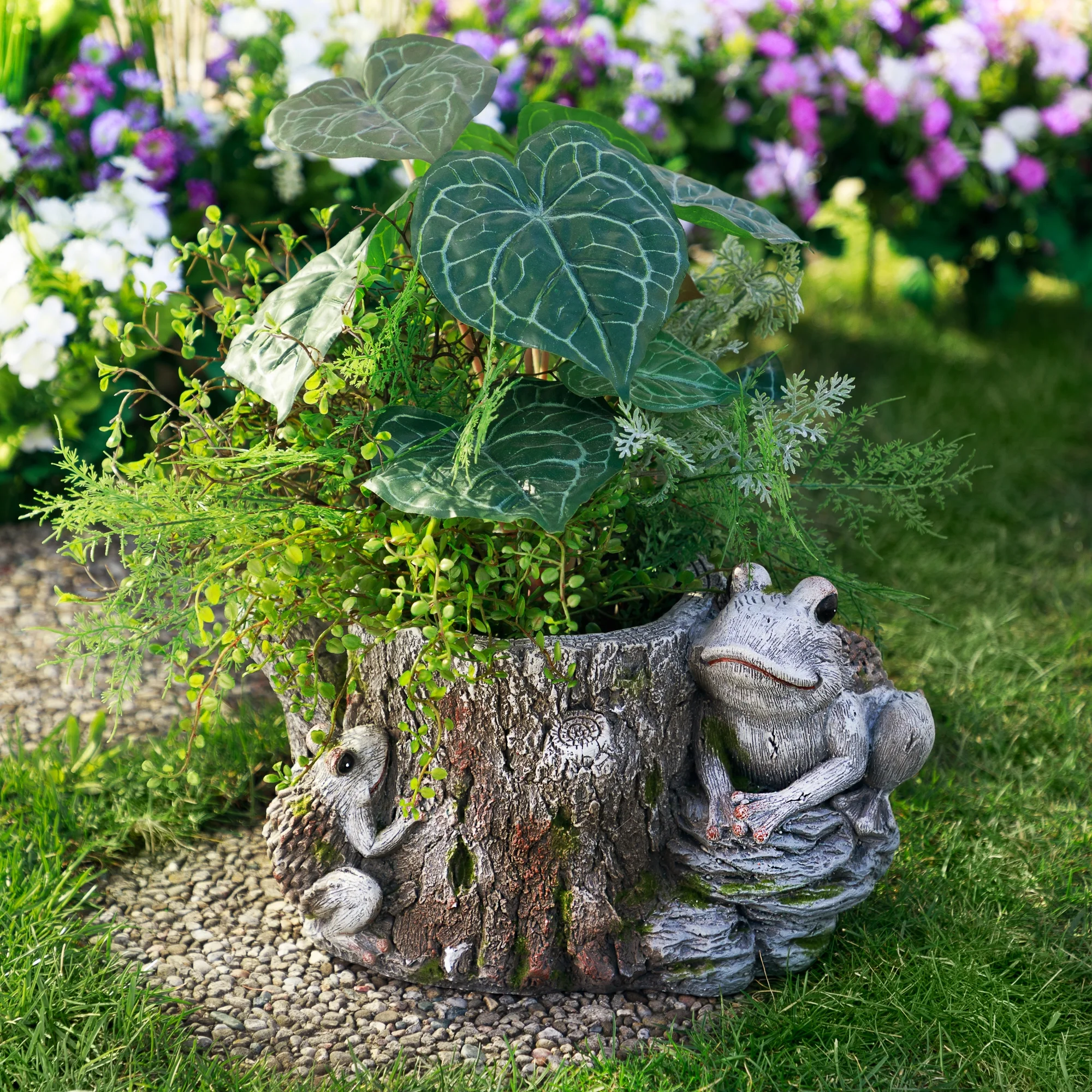Frogs on Tree Stump Outdoor Garden Planter - 9