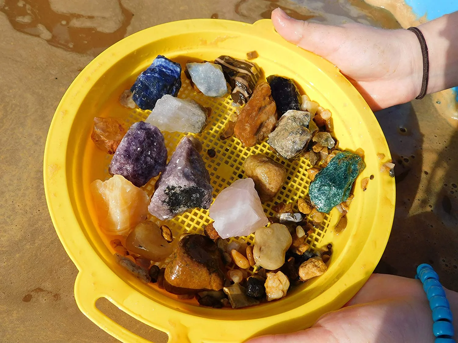 5 Pound Gem Mining Kit | Gemstone Paydirt, Sieve, Shovel & Identification Chart | Rough Stone Mix | Rock Gem Dig