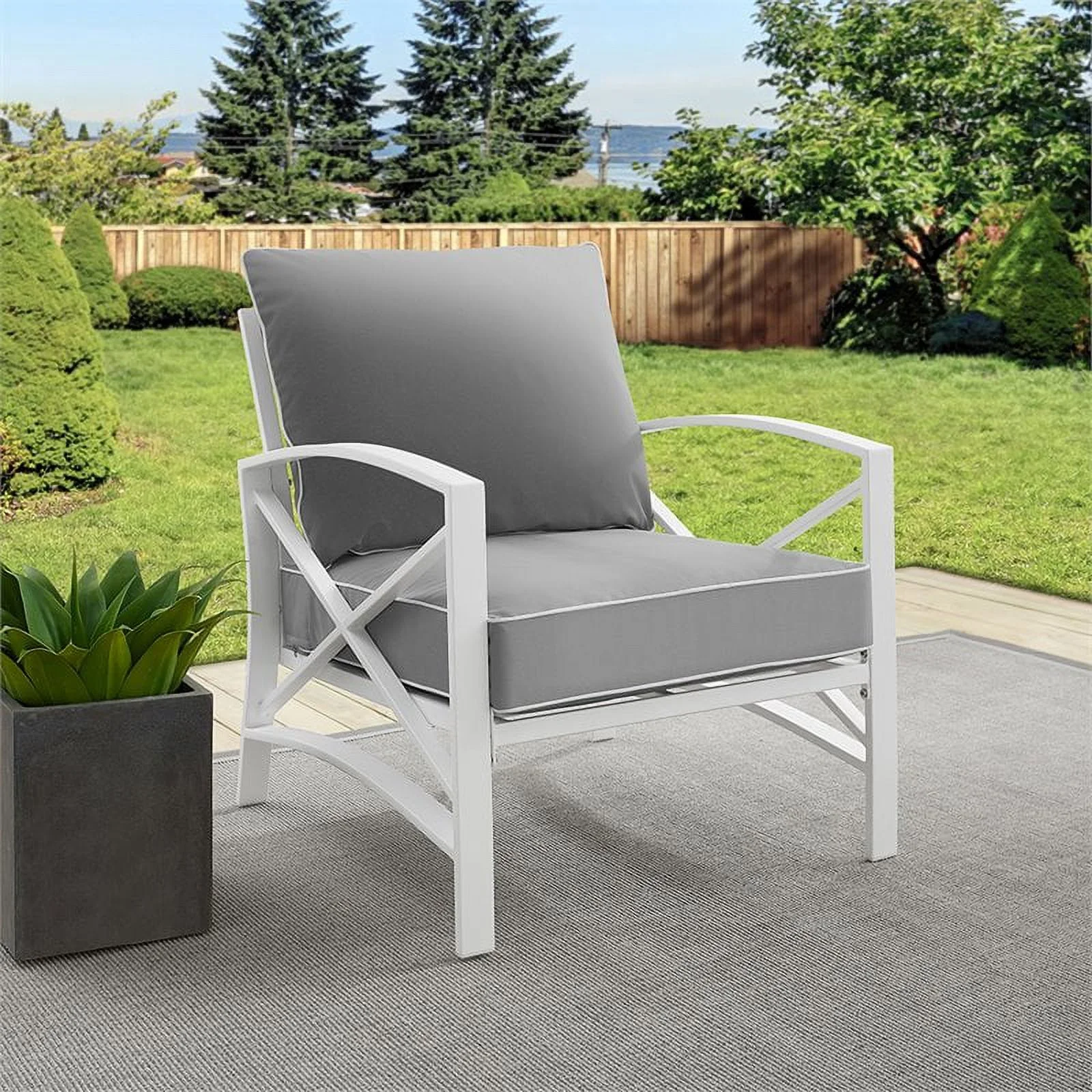 Afuera Living Taditional Patio Arm Chair in Gray and White