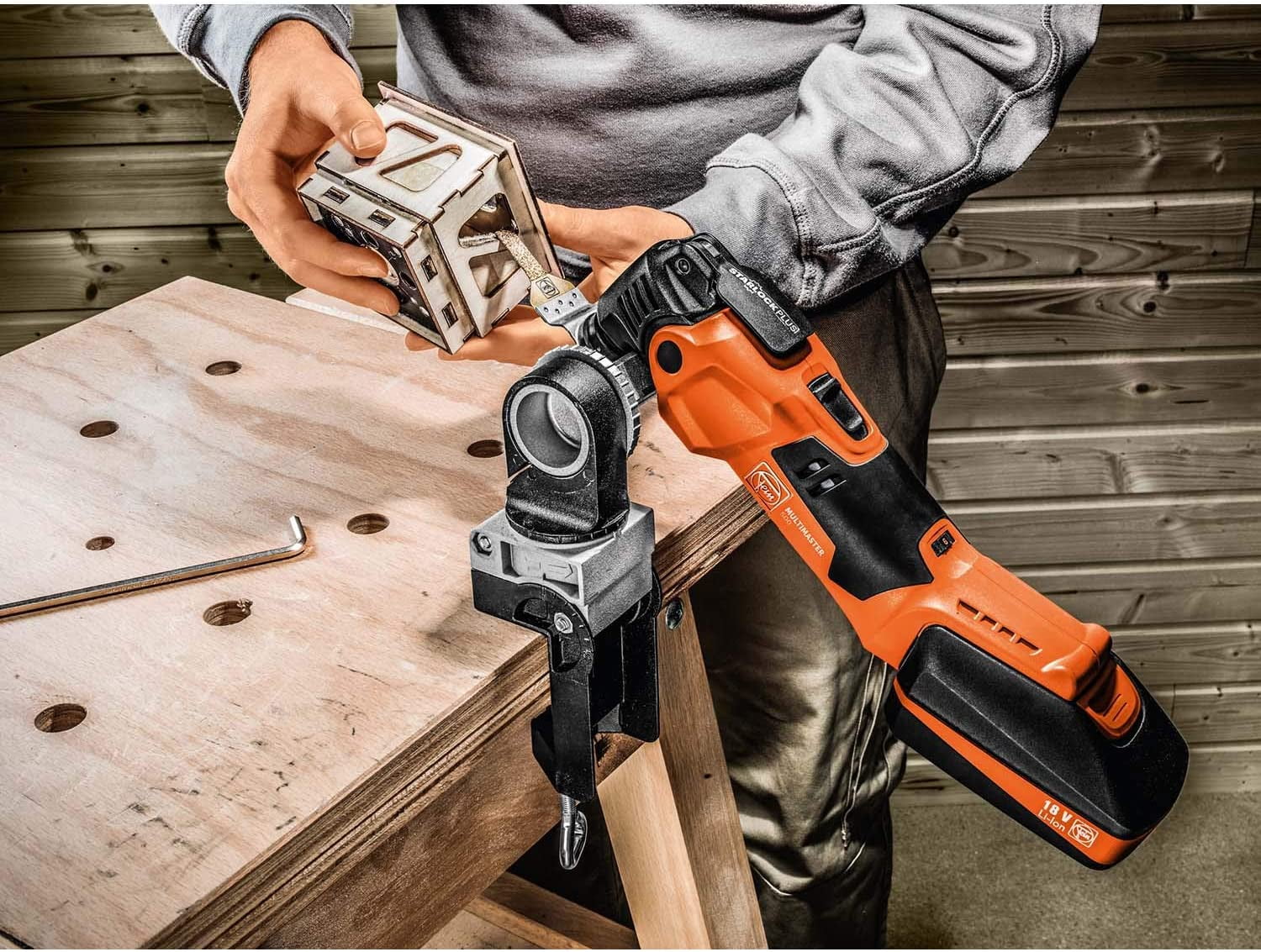 Multimaster AMM 500 Plus Top Oscillating Kit With Quickin System - Starlockplus Mount, 18V, 4 Ah Li-Ion, 11,000-18,500 OPM - 71293361090