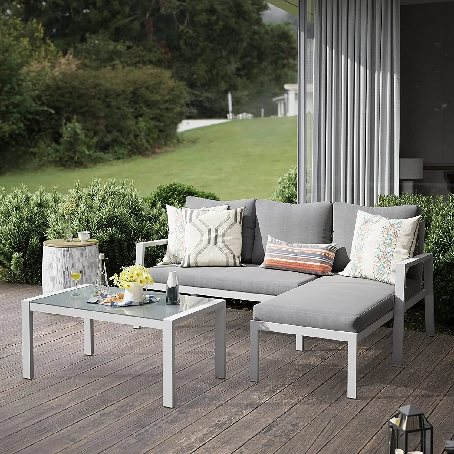 Jardin Outdoor Patio Furniture Set with Chaise Lounge  Aluminum Sofa Set for Porch Garden  Space Saving L-Shaped Corner Sectional Chair with Glass Coffee Table  Dark Grey Finish & Gre