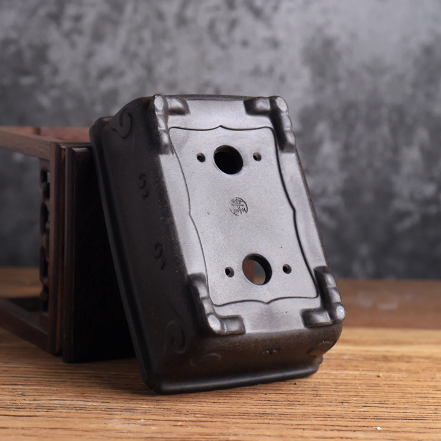 Beautiful Handcrafted Ceramic Redware Bonsai Flower Pot - Stunning Garden Decoration at Home or Office - Vibrant Red Color Adds Elegance and Style - Exquisite Artisan Design for Plant Lov