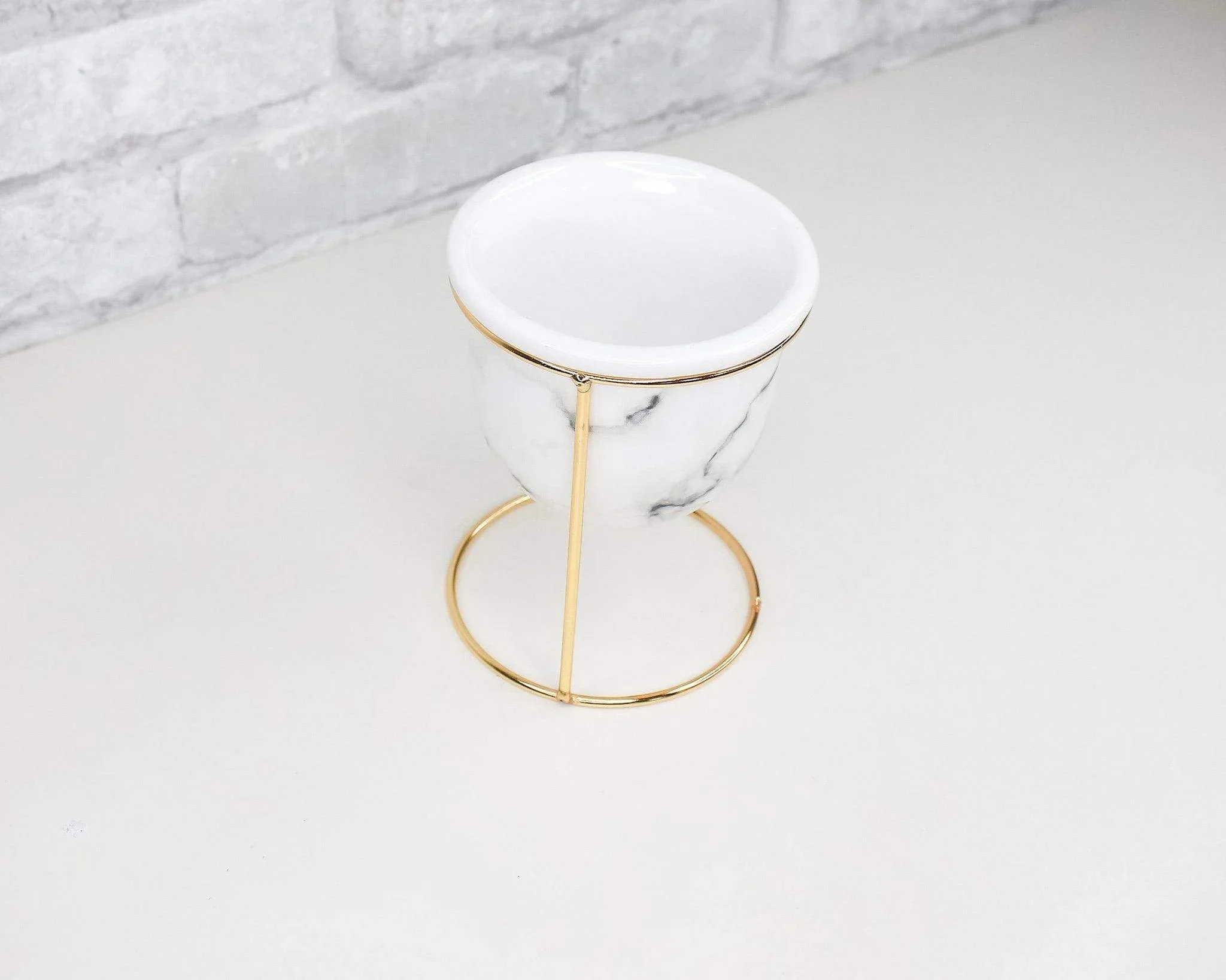 Sola Wood Flowers -Rounded Marble Planter with Stand 5.25