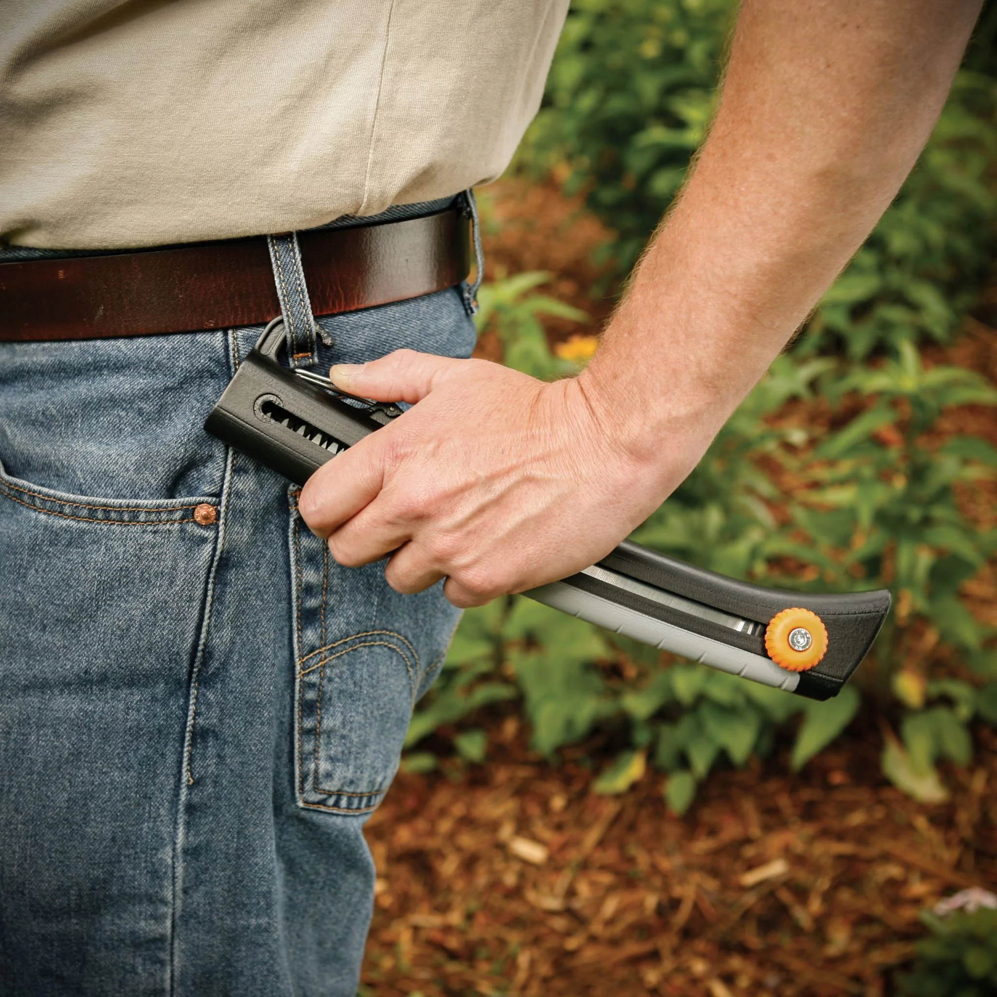 Fiskars Bypass Pruner and Saw Garden Tool Set with Steel Blades and Non-Slip Handles