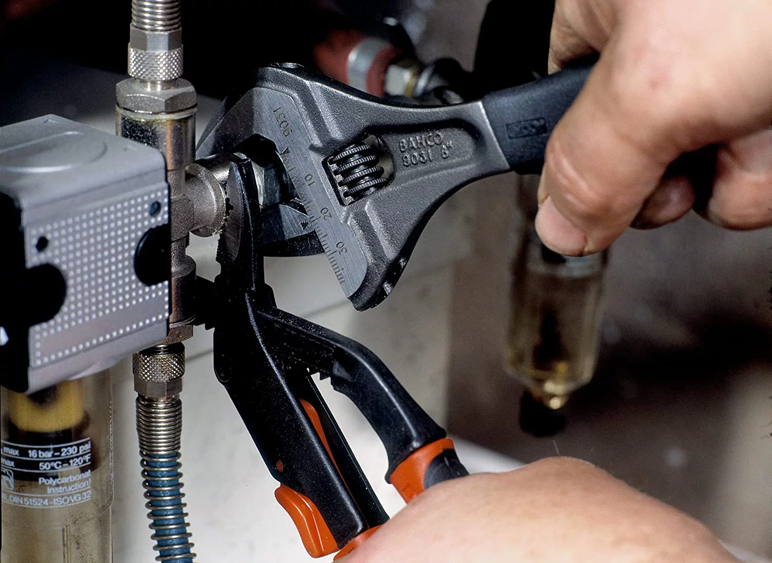 Bahco 9033 R US Ergo X-Wide Adjustable Wrench, 10-Inch, Black