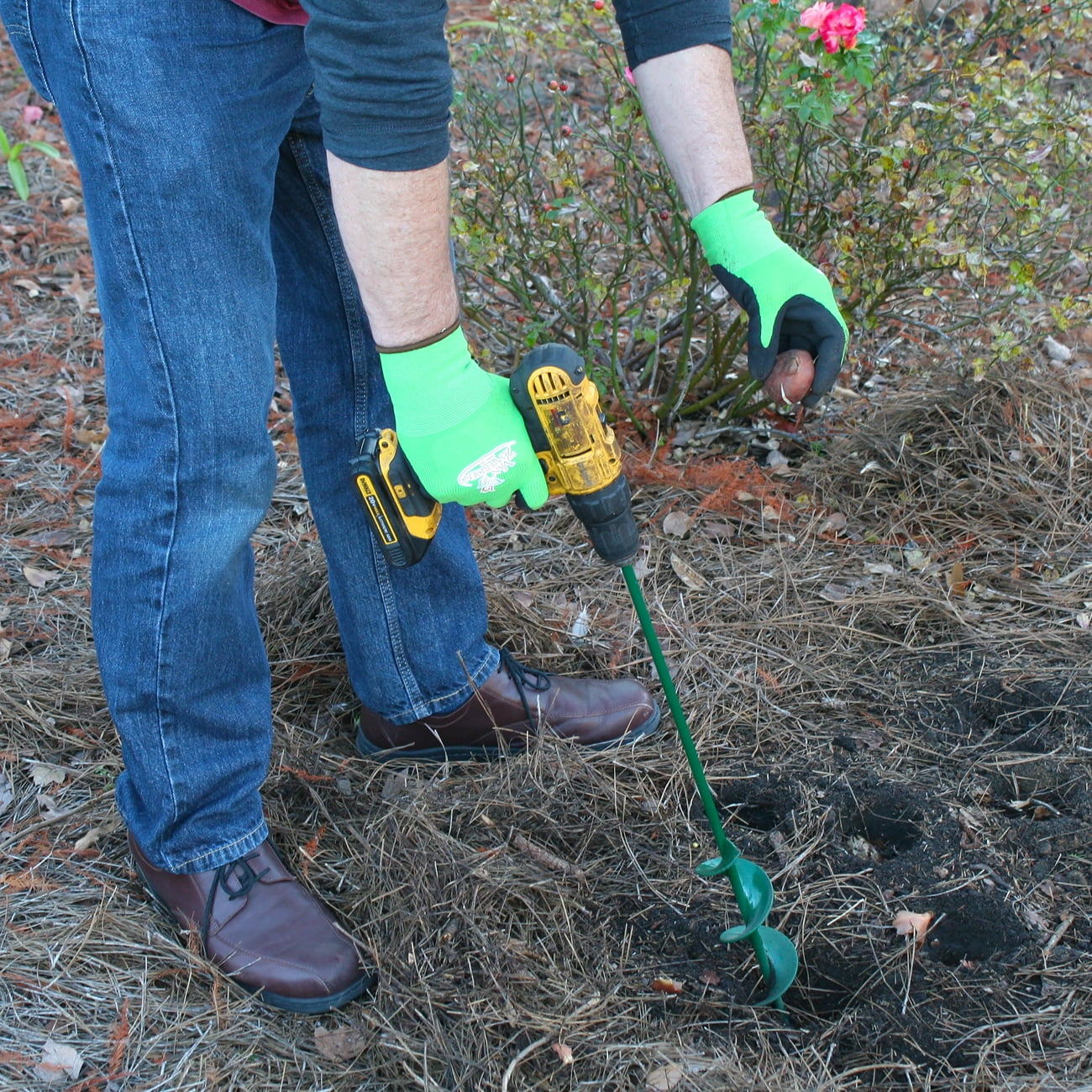 Van Zyverden Flower Bulb Planting Auger Green