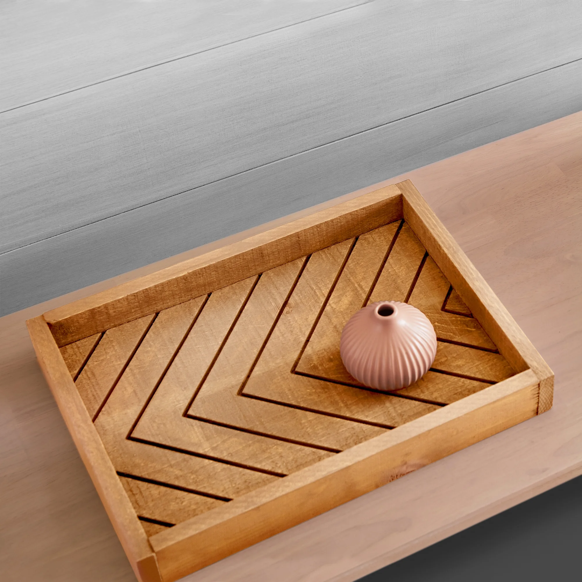 Minwax PolyShades, Gloss, Classic Oak, 1 Quart