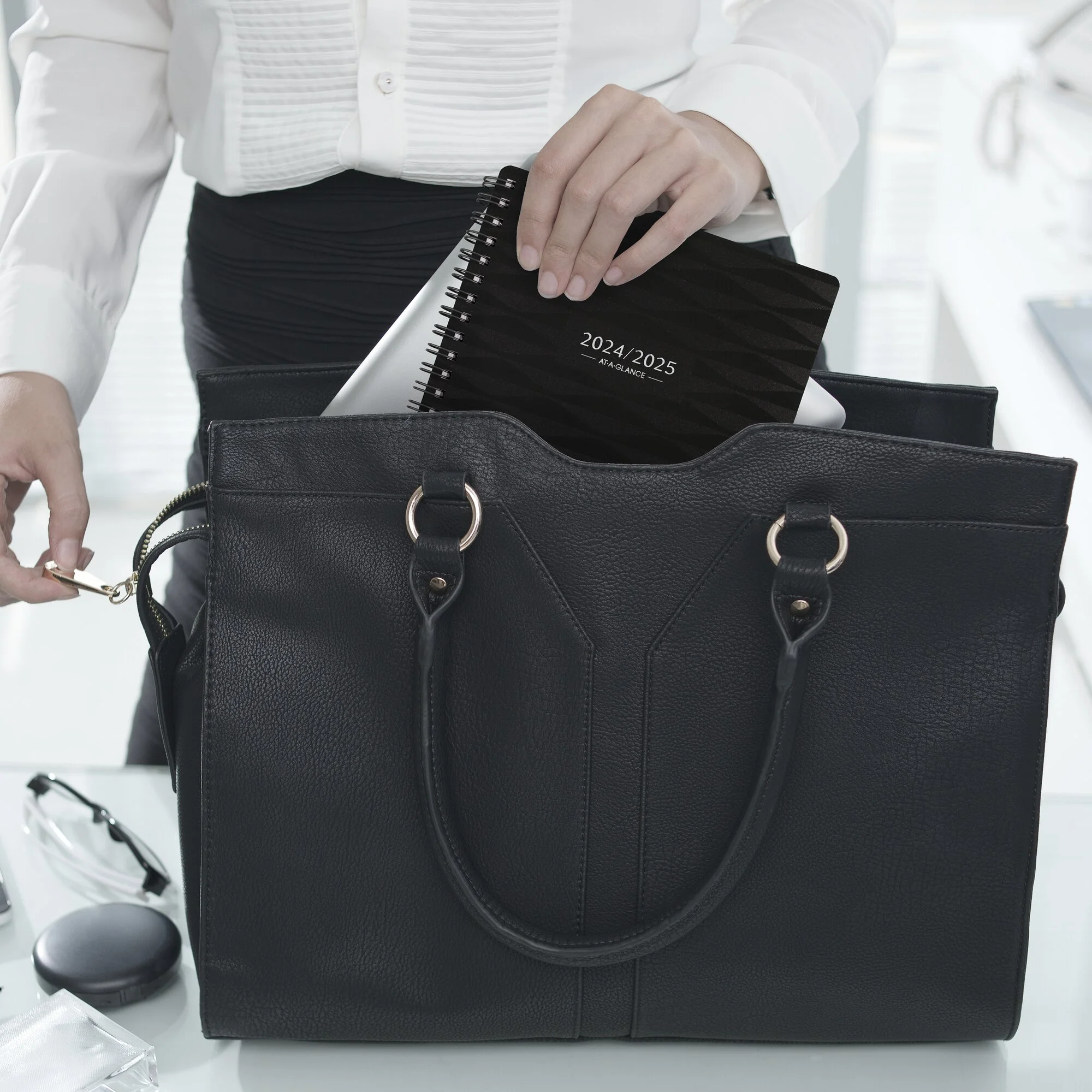 AT-A-GLANCE Elevation Academic 2024-2025 Weekly Monthly Planner Black Small 5 12