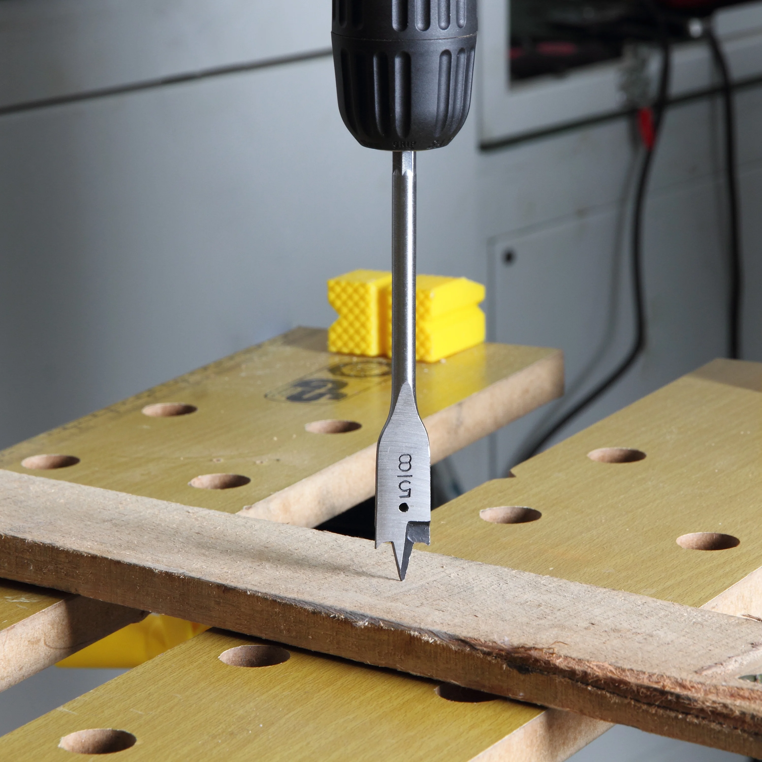 Hyper Tough 5/8 inch Hex Shank Spade Drill Bit, Material Steel, AU05018K