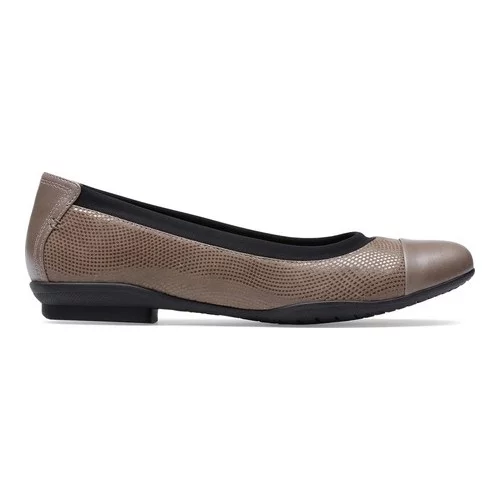 Women's Clarks Neenah Garden Cap Toe Ballet Flat