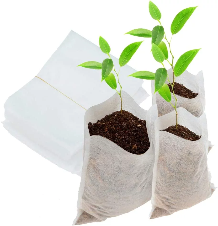 Seedling Plant Grow Bags, Biodegradable Non-Woven Nursery Fabric Seeding Starting Fiber Soil Transplant Pouches, Home Garden Supply - 12 x15 cm (Pack of 60 Pcs)