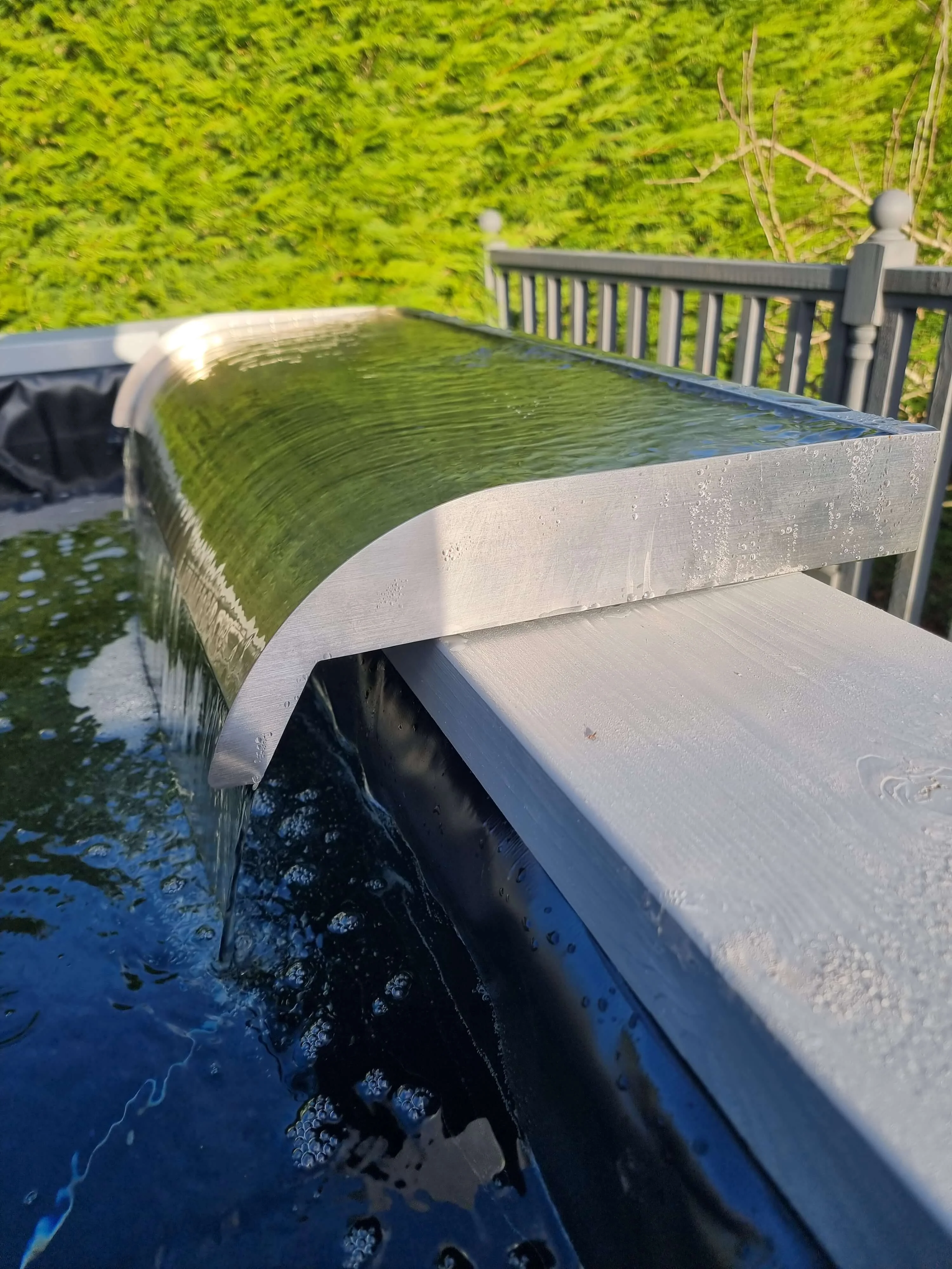 Waterfall / Blade from Clear View Garden Aquarium - 32 inch