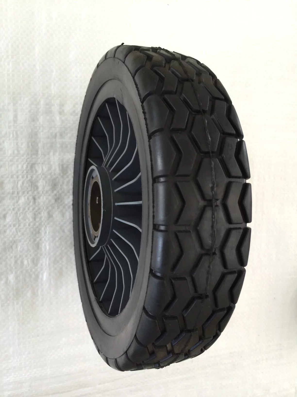 HONDA HRC216 Commercial Mower Back Drive Wheel Comp. Assembly 44700-VK6-020ZA