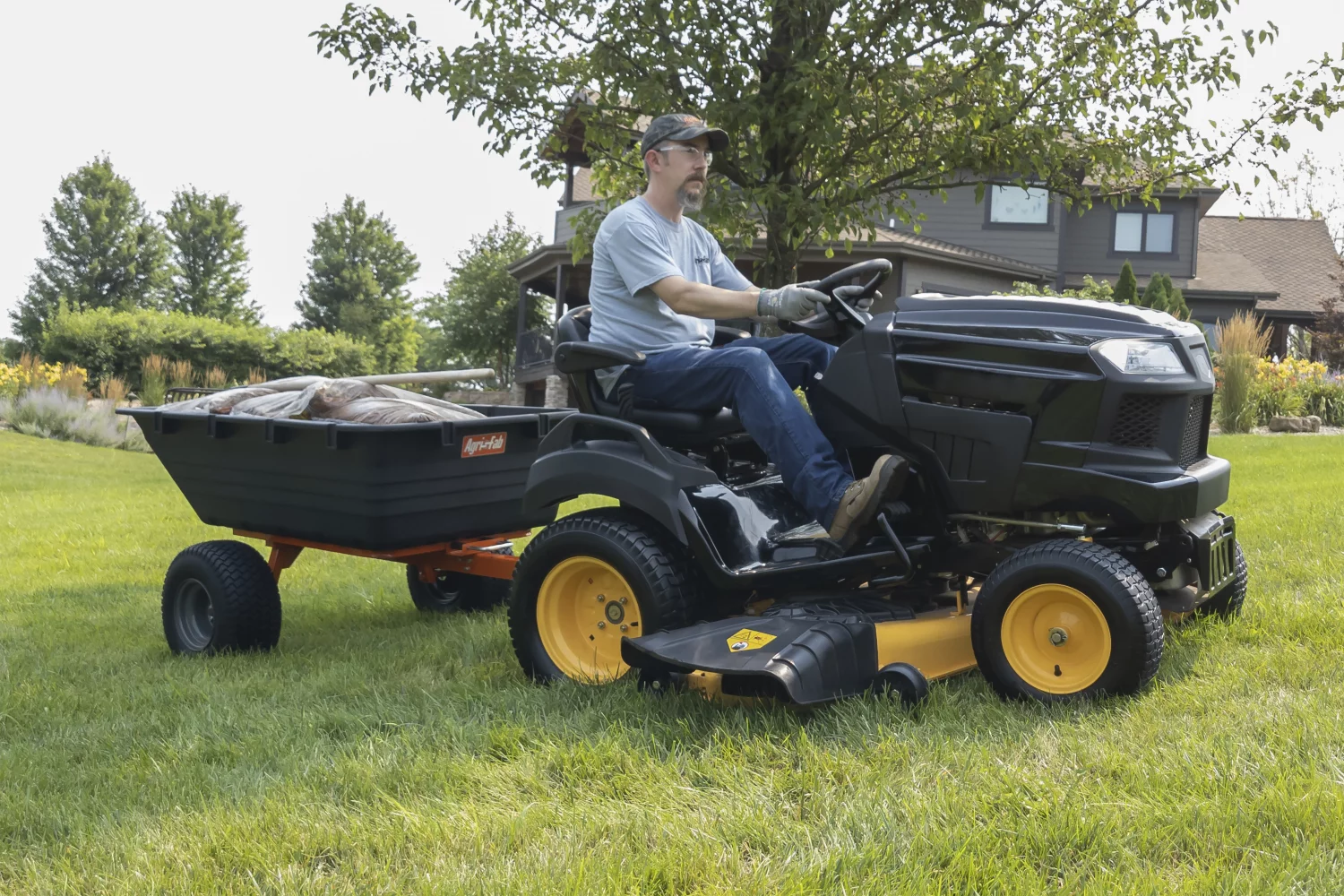 1000lb ATV-UTV Swivel/Dump Cart, Agri-Fab Inc. Model#45-0579