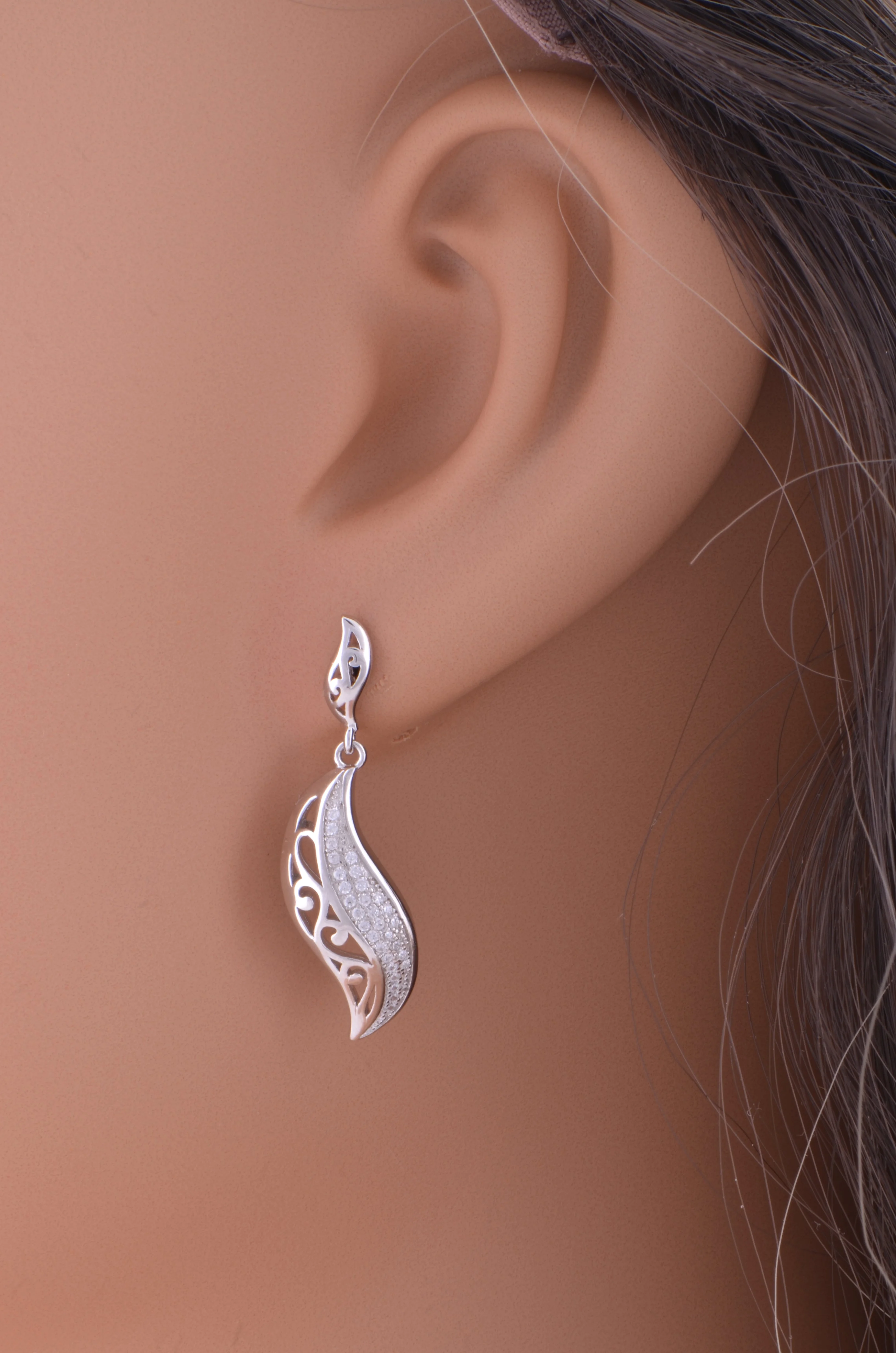 SilverCloseOut Rhodium Plated Sterling Silver Pave Cz Ivy Leaf Dangling Push Back Drop Earrings