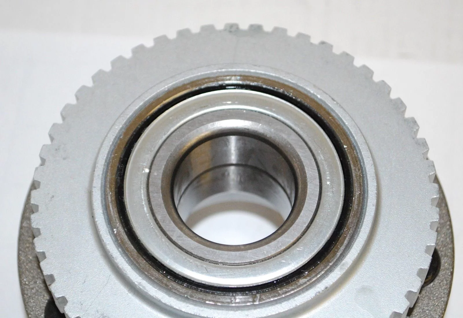 94-97 VOLVO 960 98 S90 97-98 V90 FRONT WHEEL HUB BEARING ASSEMBLY 513195 6819759-9 271905-2 538-58581 WHB VO513195F