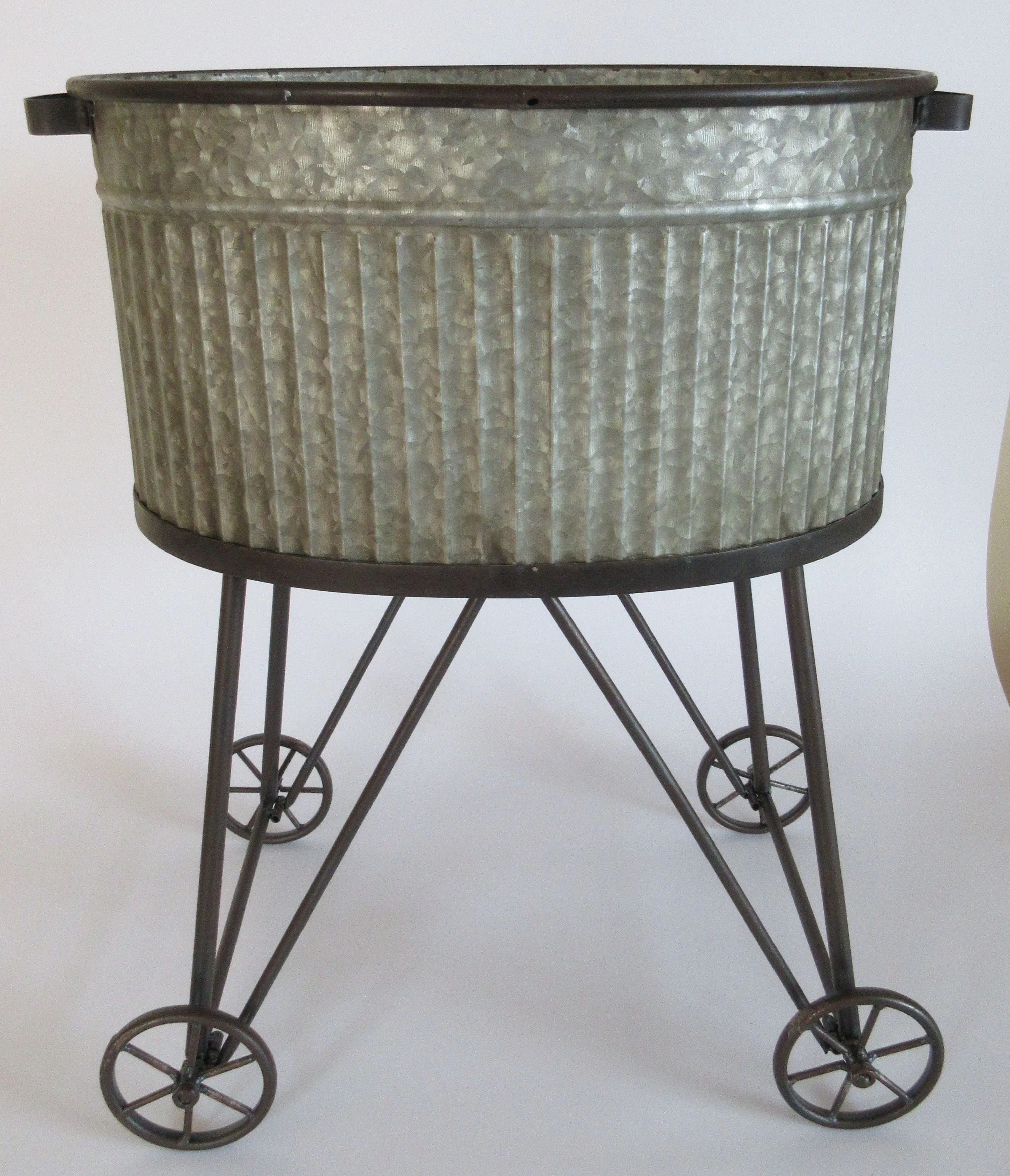Set of 2 Metal Freestanding Farmhouse Planter on Wheels
