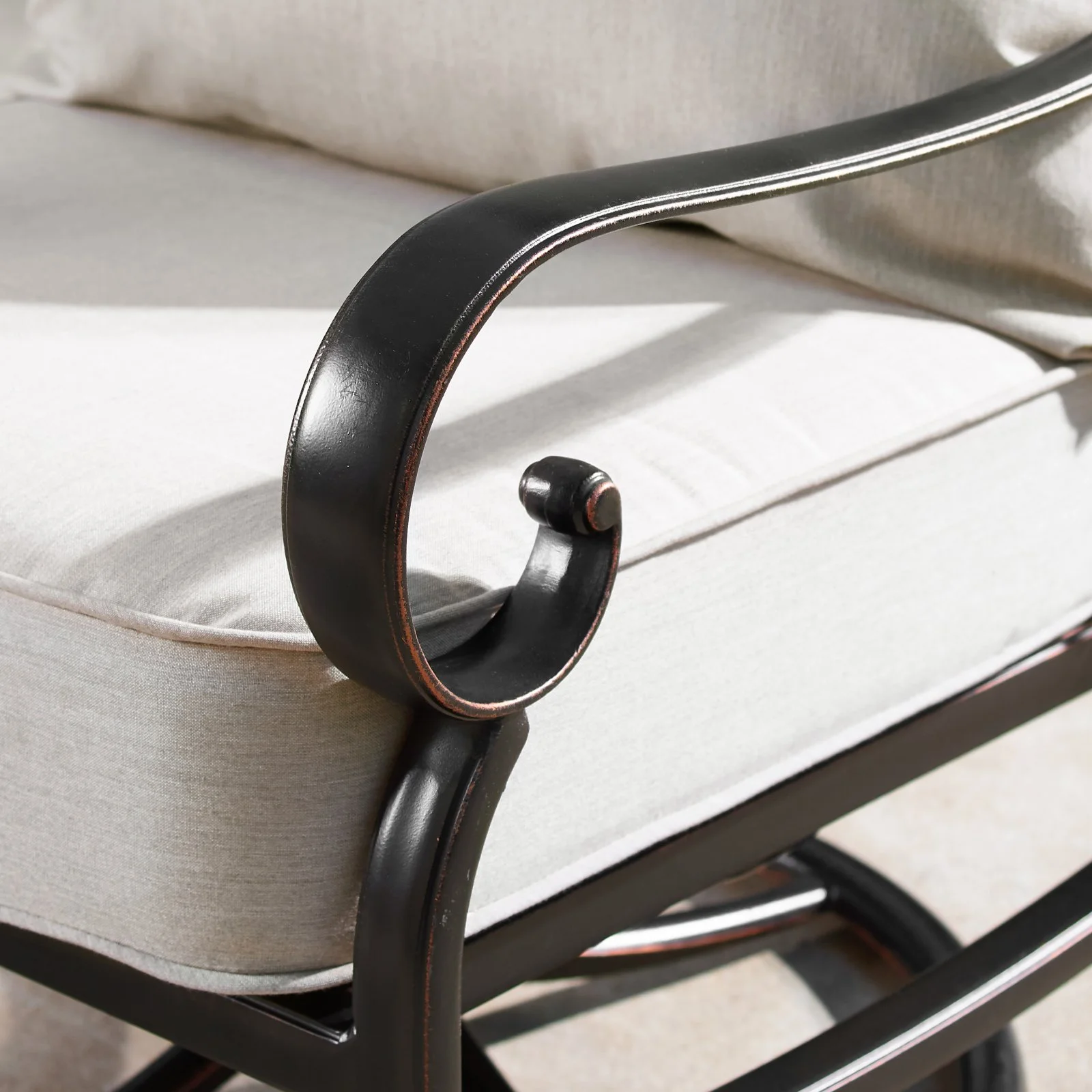 Oakland Living Rica Nobu Aluminum 5 Piece Propane Fire Pit Chat Set