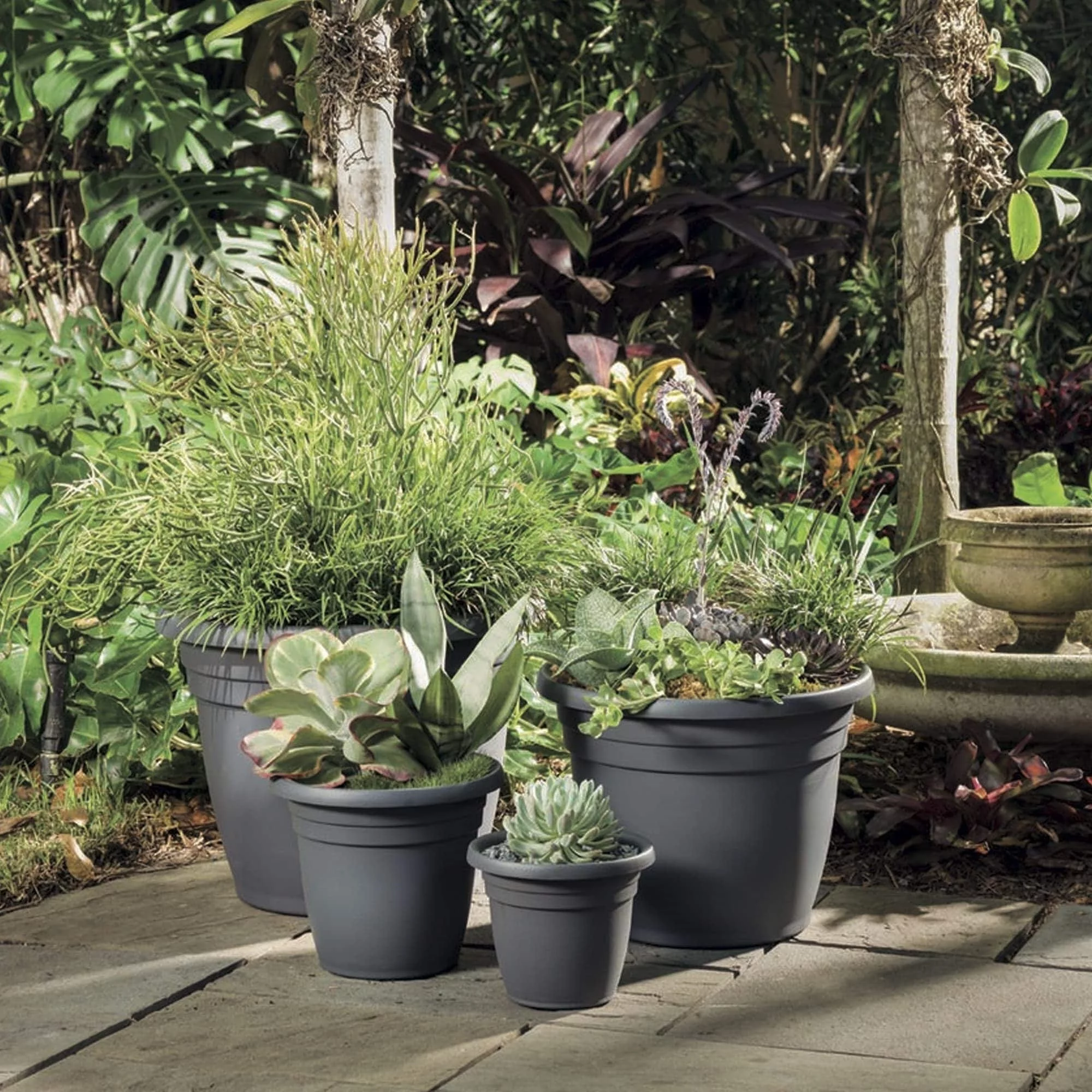 Crescent Garden In/Outdoor Emma Round Plastic Flower Pot Charcoal Colored Planter, 14 Inches