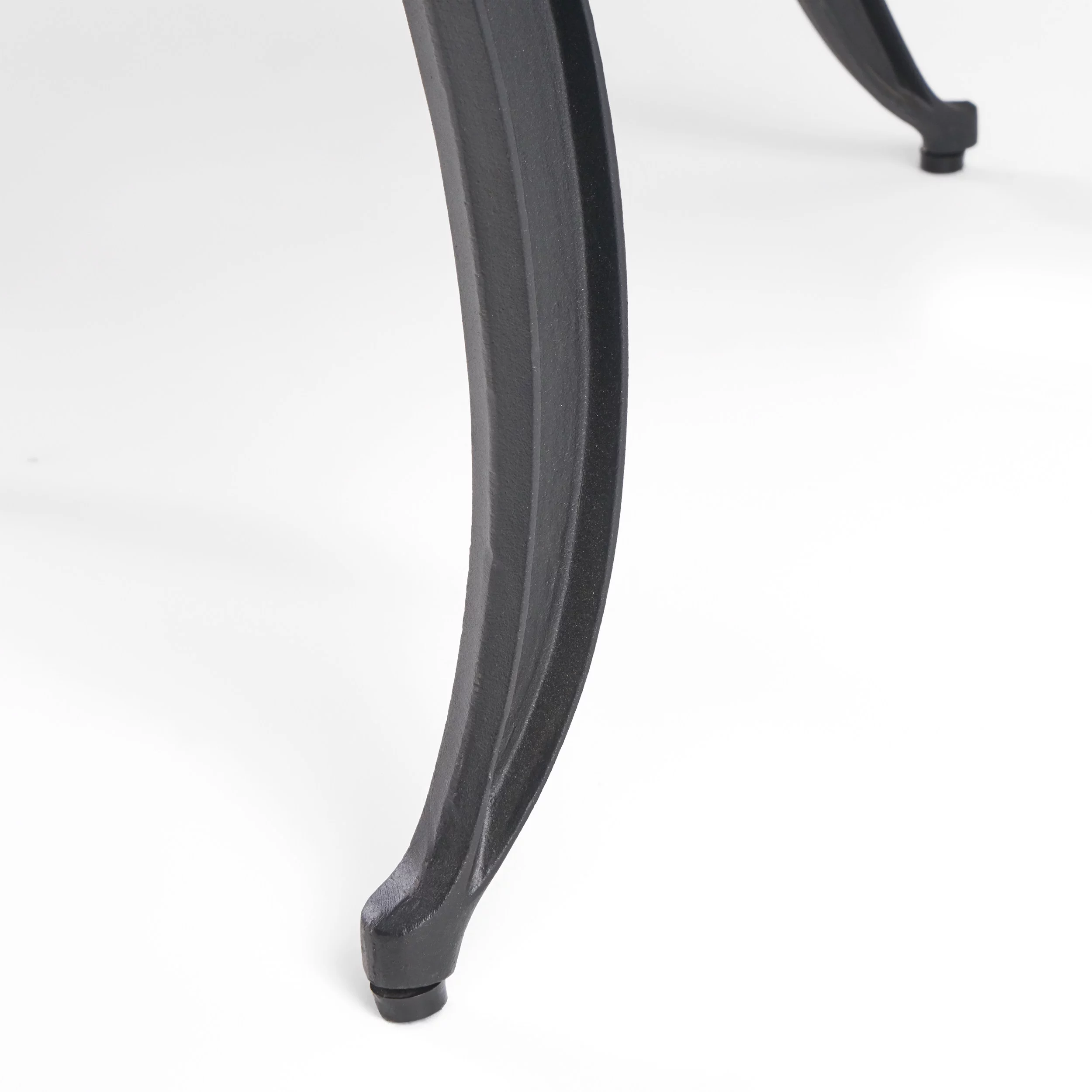 22 in,Grid Chair,These Durable, High-quality Chairs Are Made of Cast Aluminum with Mesh Backrests and Seat Rest,Provides A Sturdy, Weather-resistant Frame,backyard,courtyard,deck Space