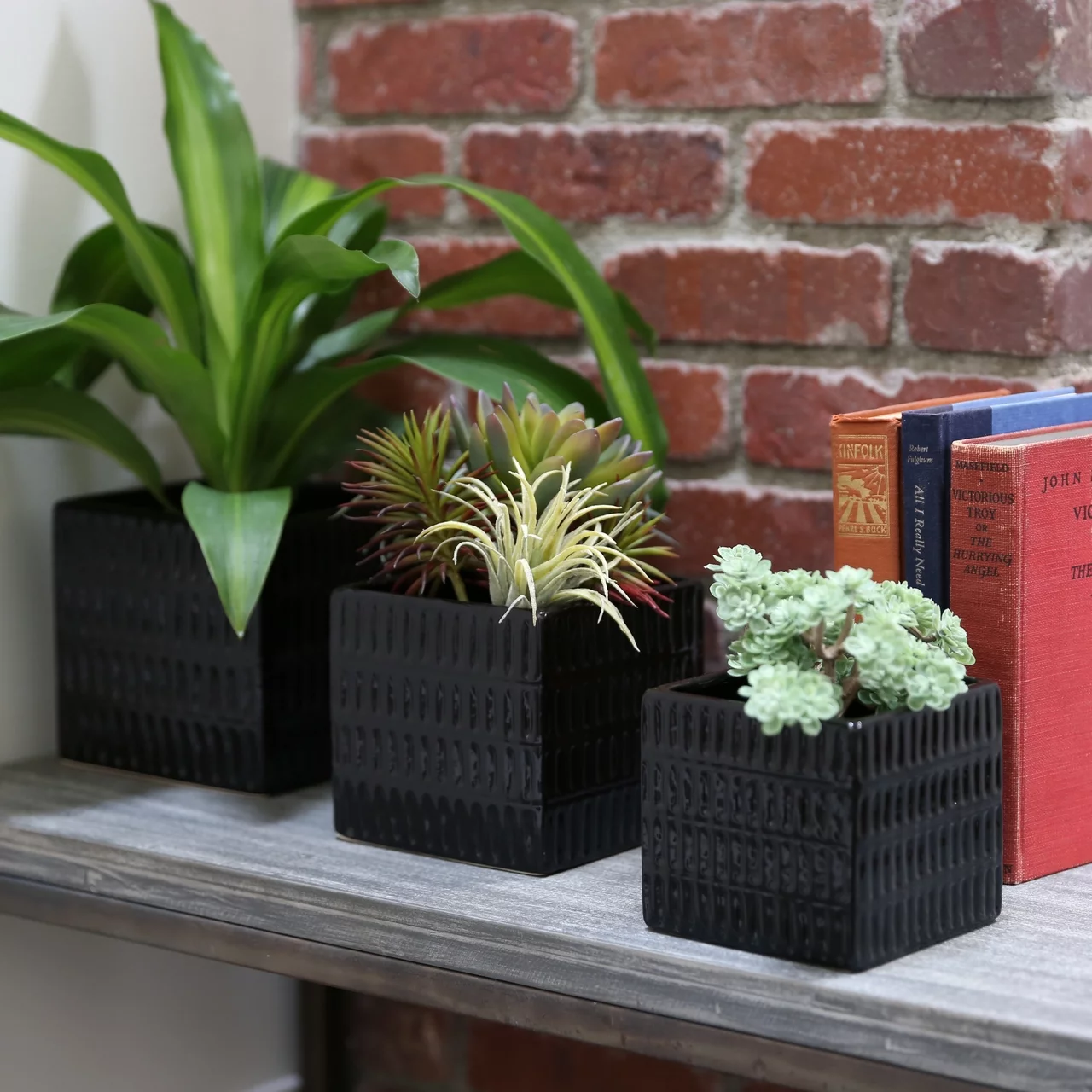 Urban Trends Collection Ceramic Square Pot with 4 Tier Embossed Oblong Lattice Desig